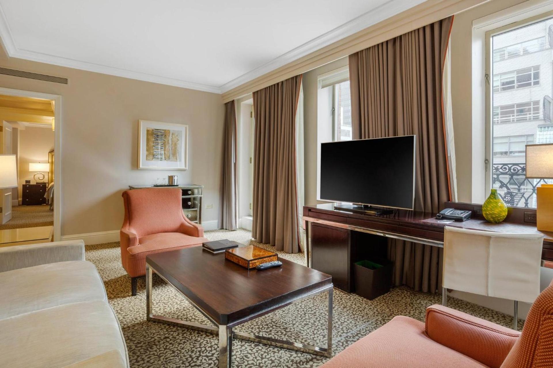 Omni Berkshire Place photo 10