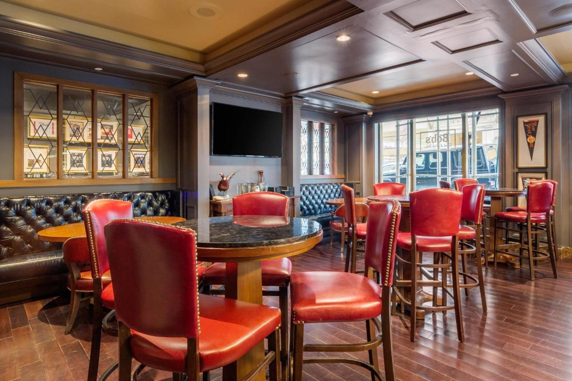Omni Berkshire Place photo 85