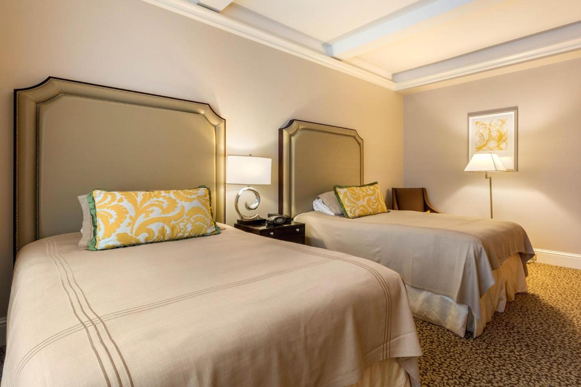 Omni Berkshire Place photo 45