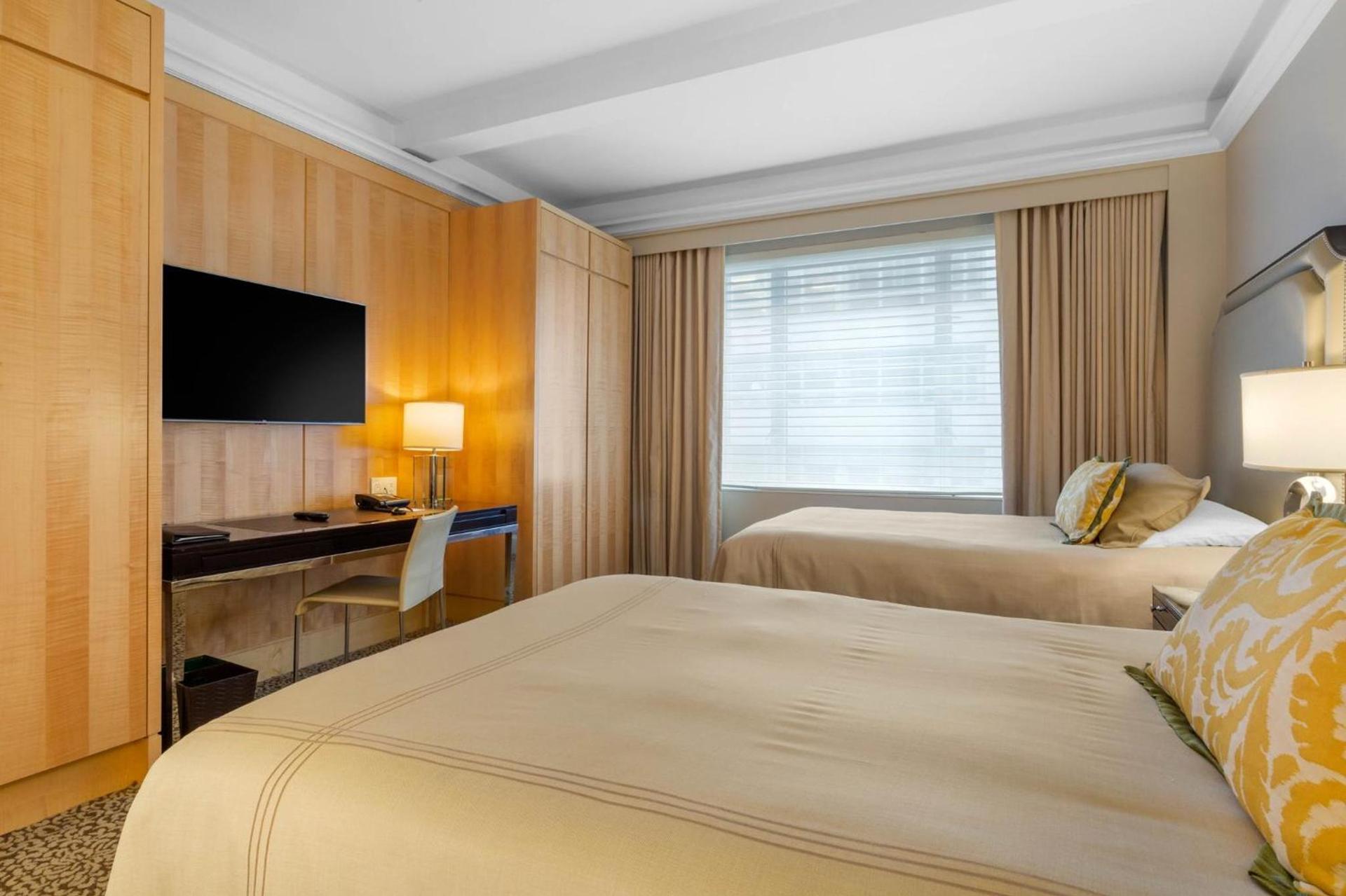 Omni Berkshire Place photo 50