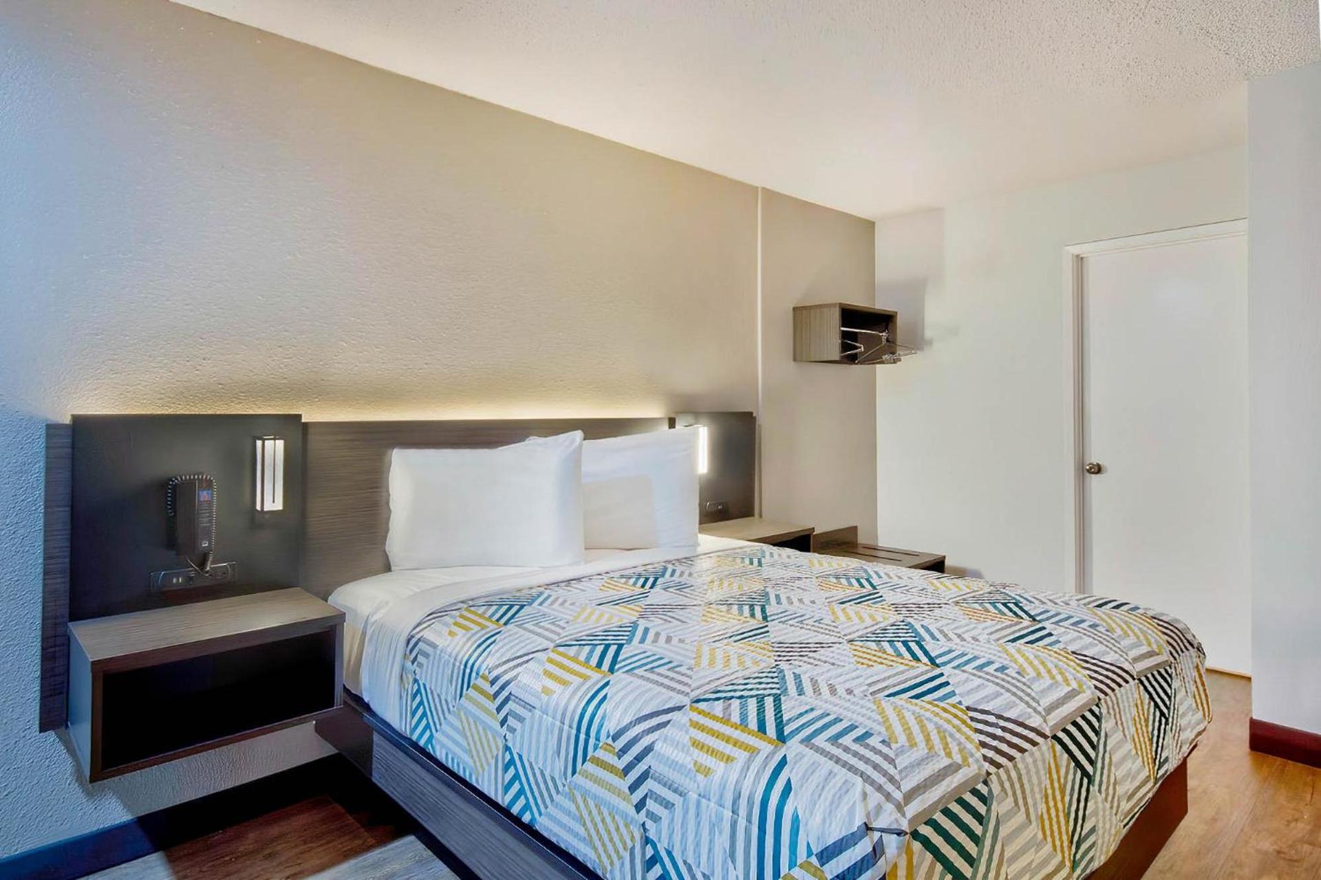 Motel 6-Vallejo, CA - Six Flags West photo 40