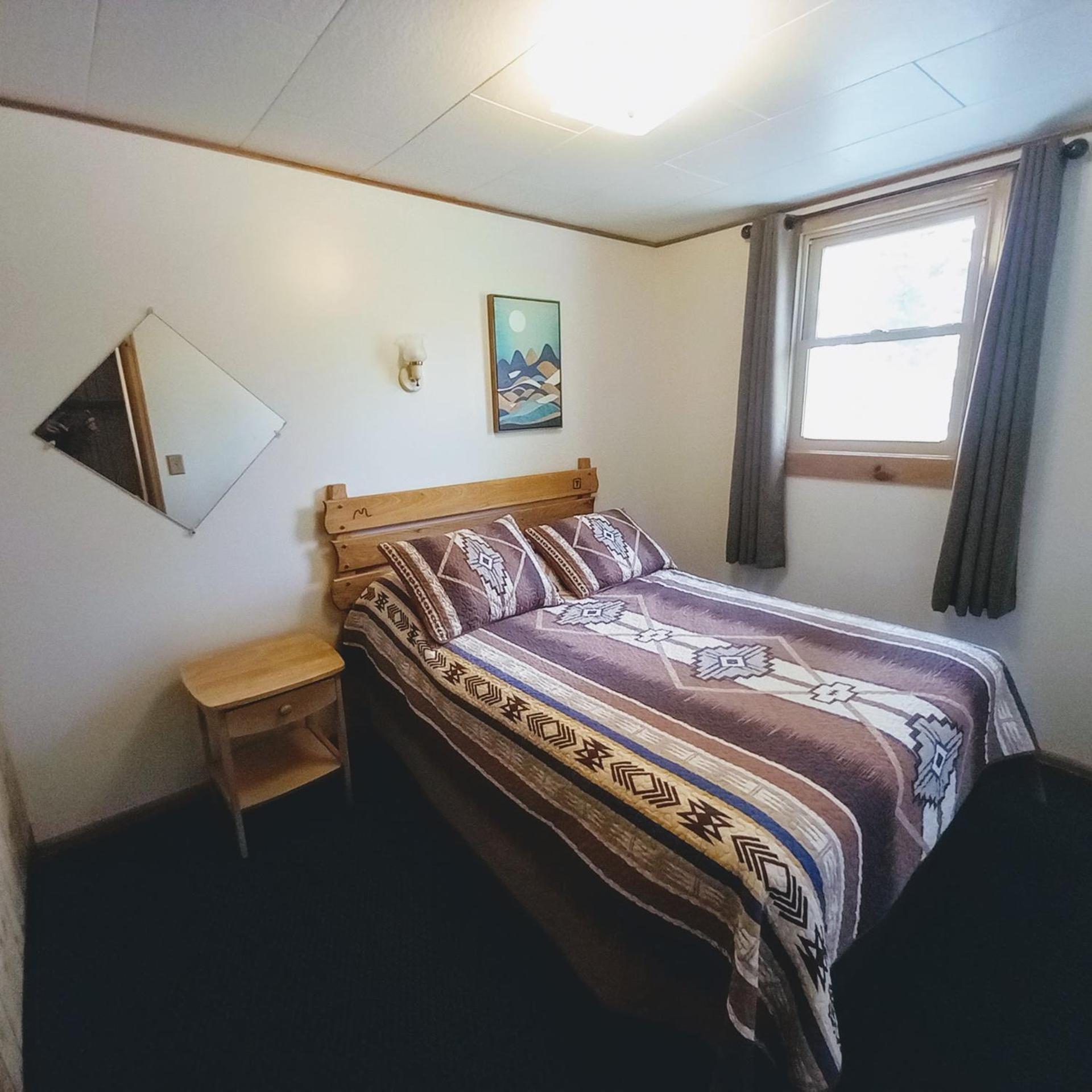 Lone Eagle Lodge photo 34