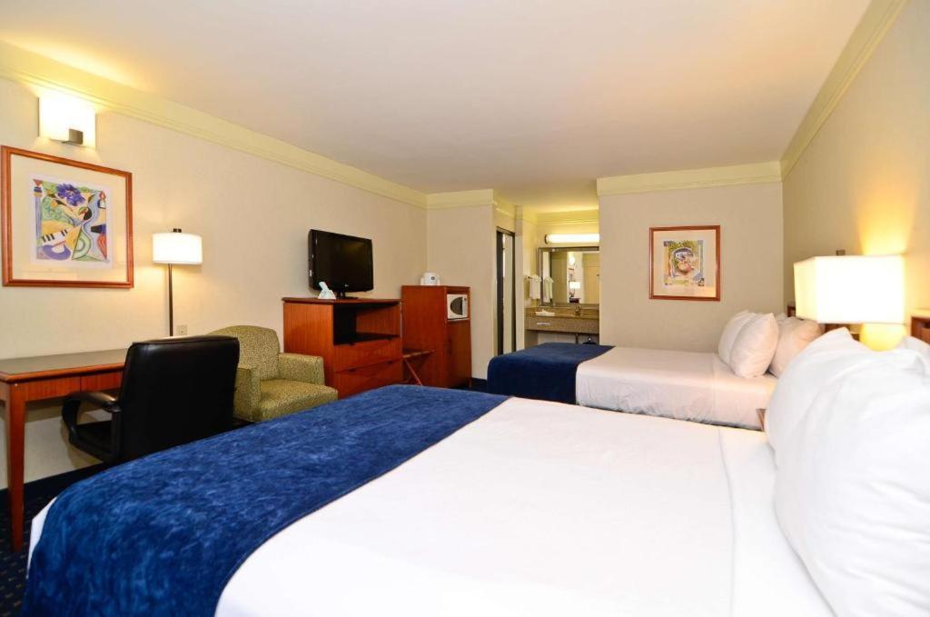Best Western San Diego Pacific Beach/Mission Bay photo 14