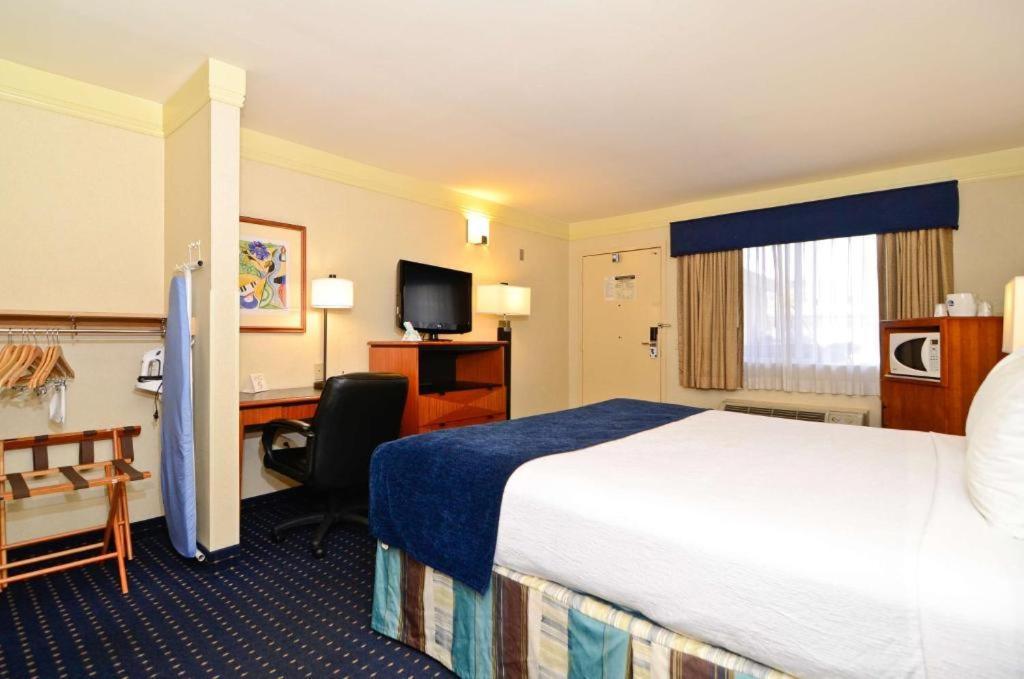 Best Western San Diego Pacific Beach/Mission Bay photo 16