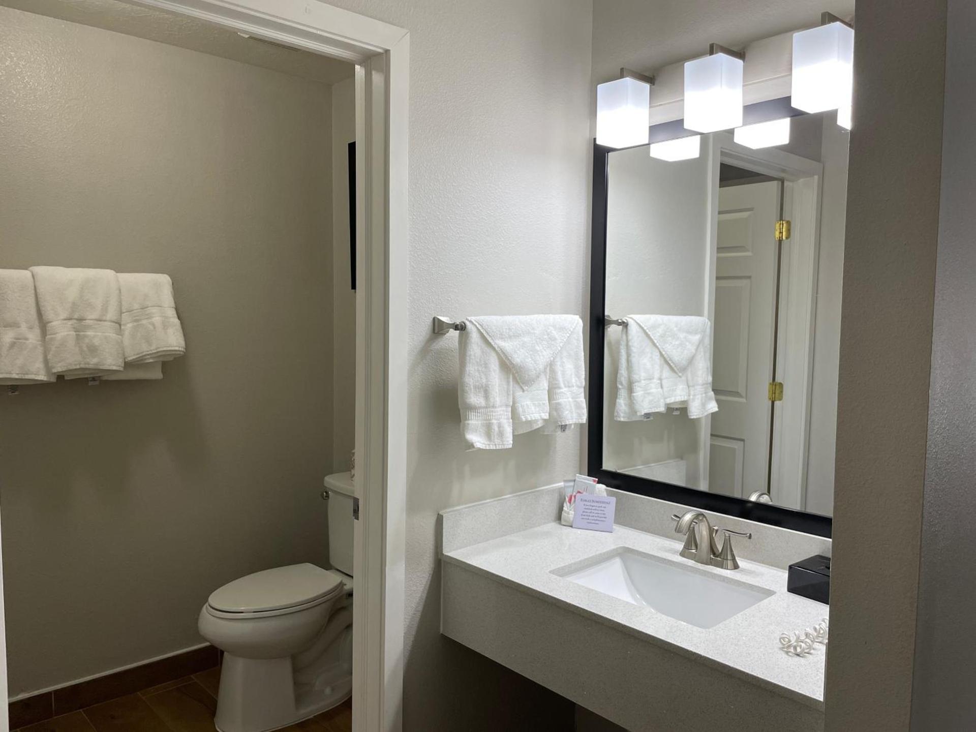 Wingate by Wyndham Cedar City photo 46