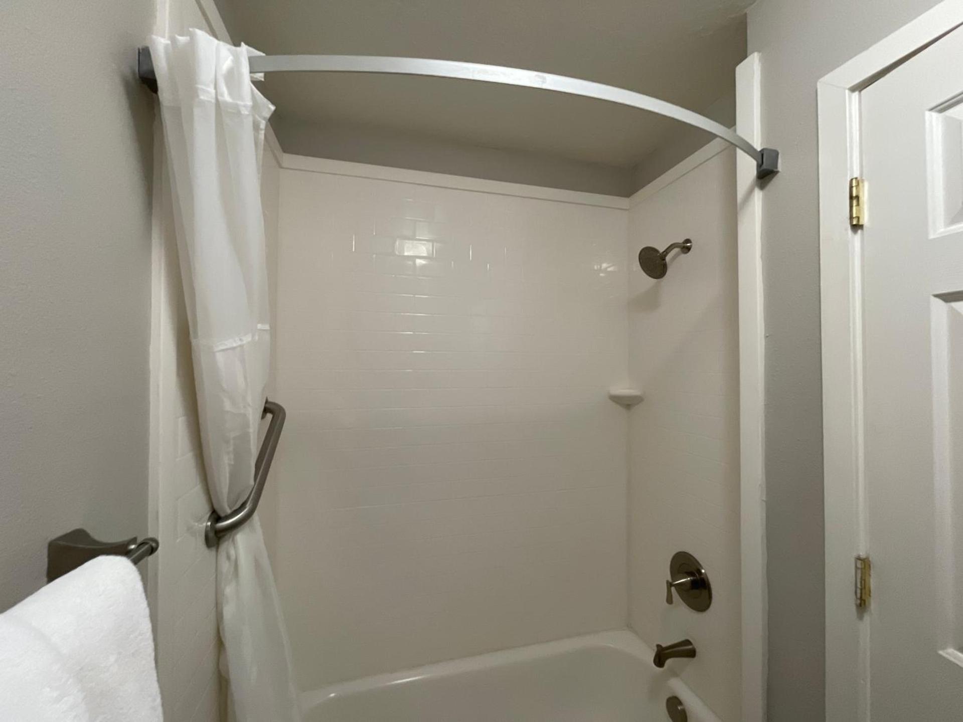 Wingate by Wyndham Cedar City photo 52