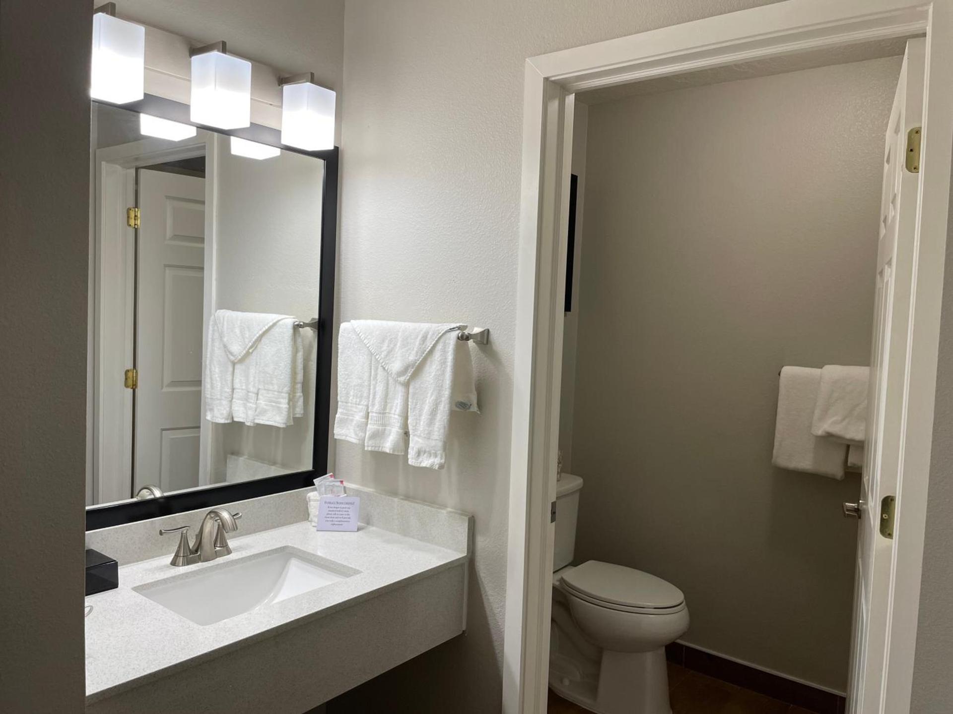 Wingate by Wyndham Cedar City photo 50