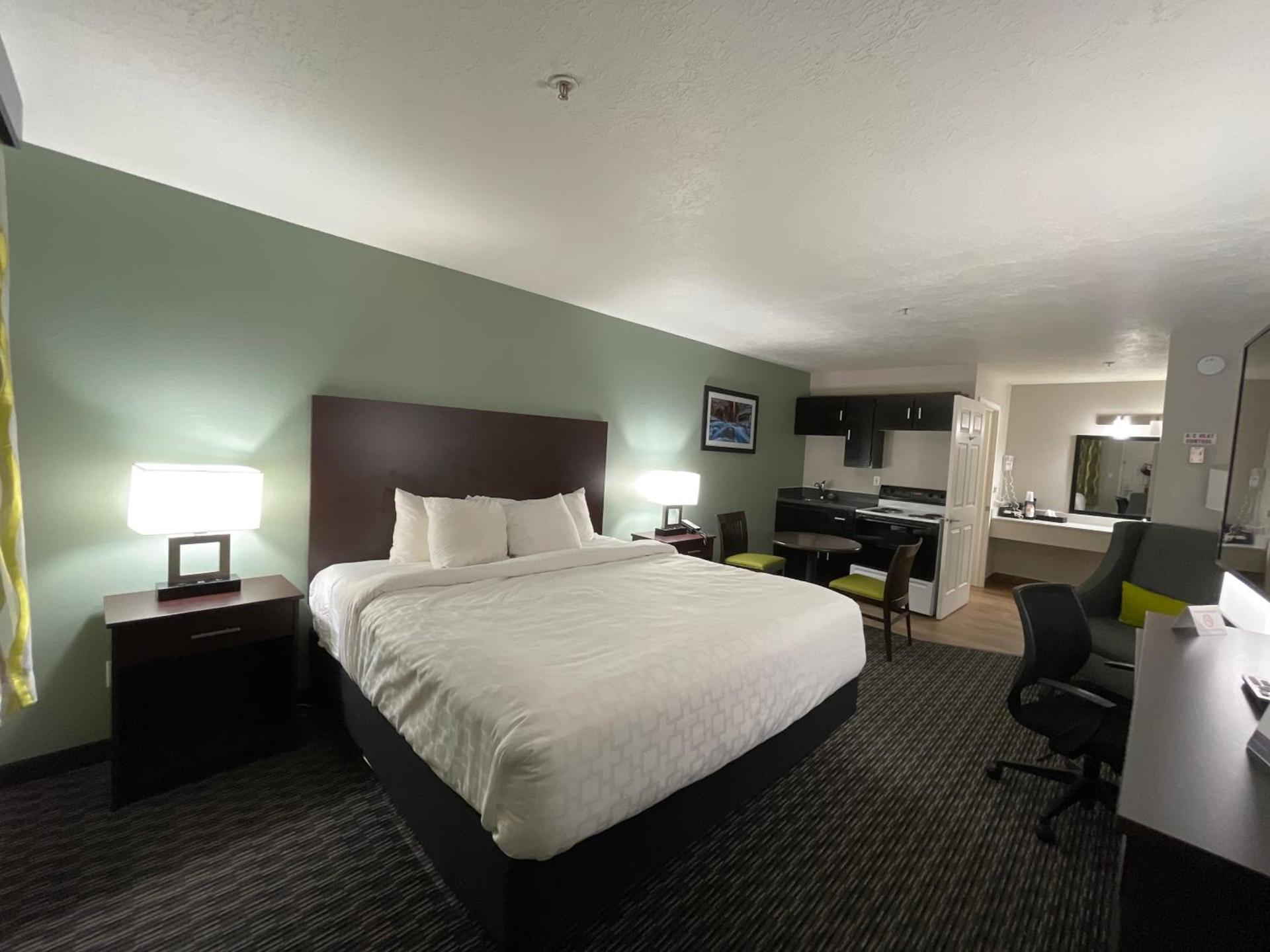 Wingate by Wyndham Cedar City photo 60