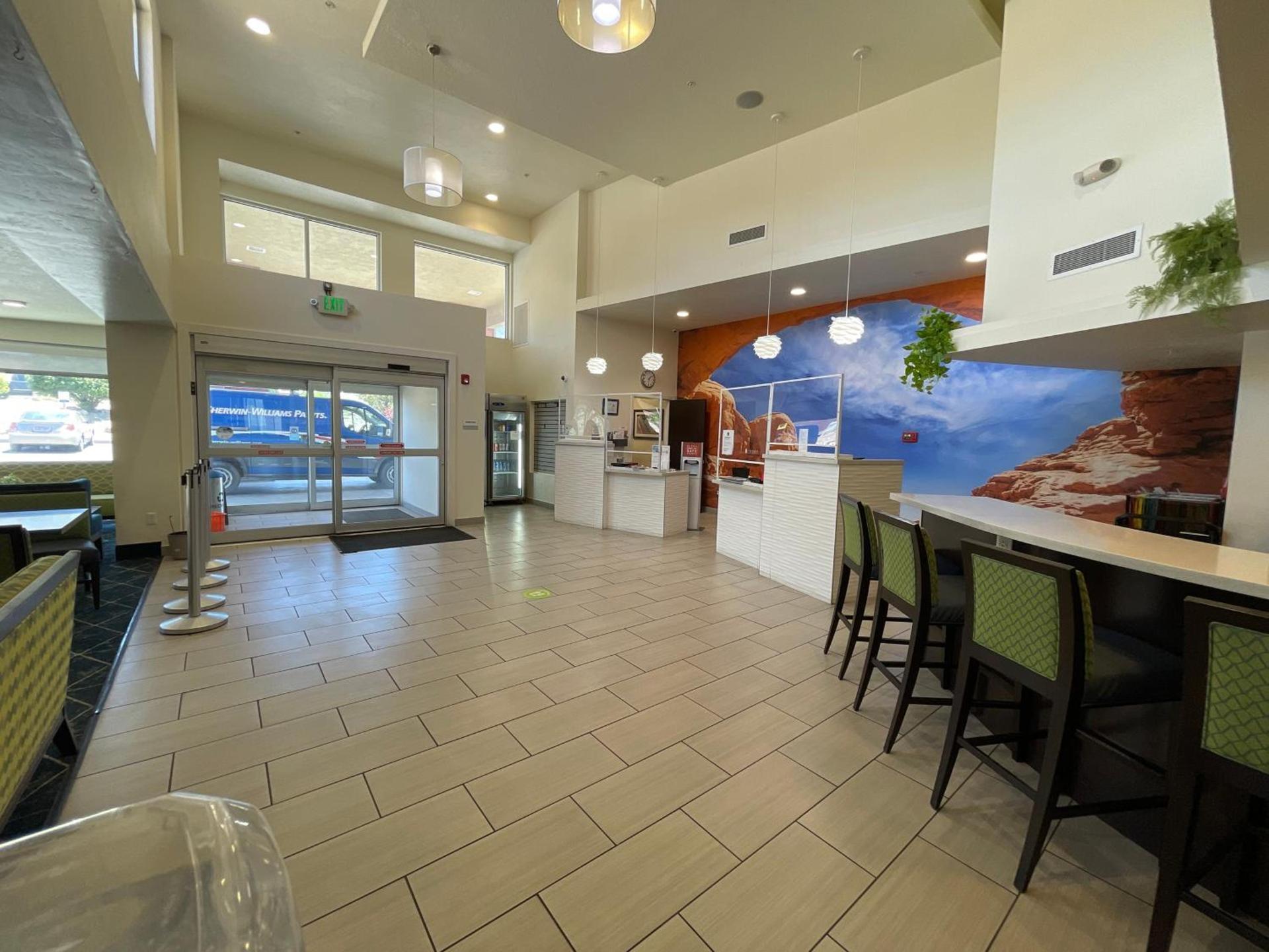 Wingate by Wyndham Cedar City photo 3