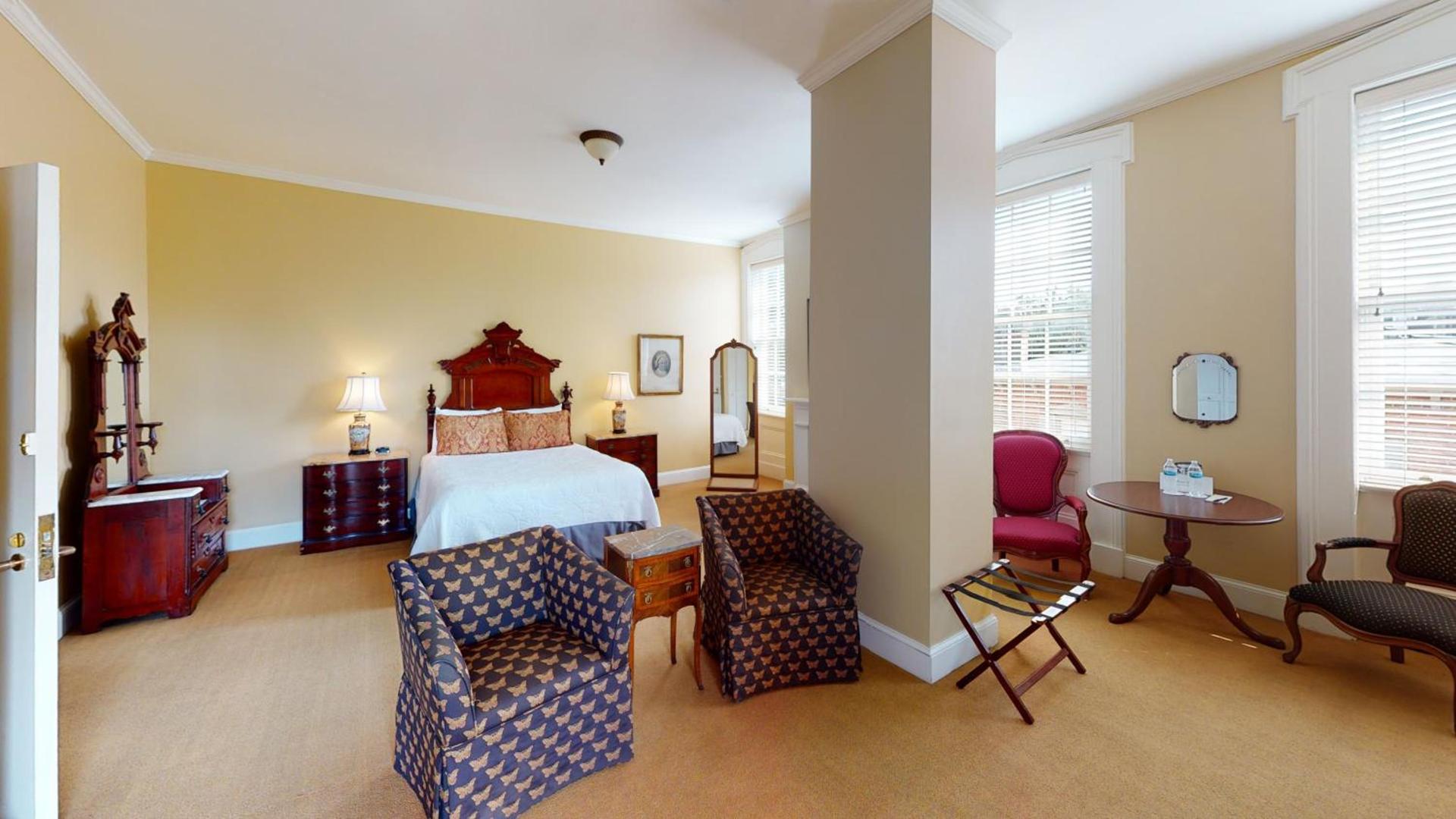 The Presidents' Quarters Inn photo 17