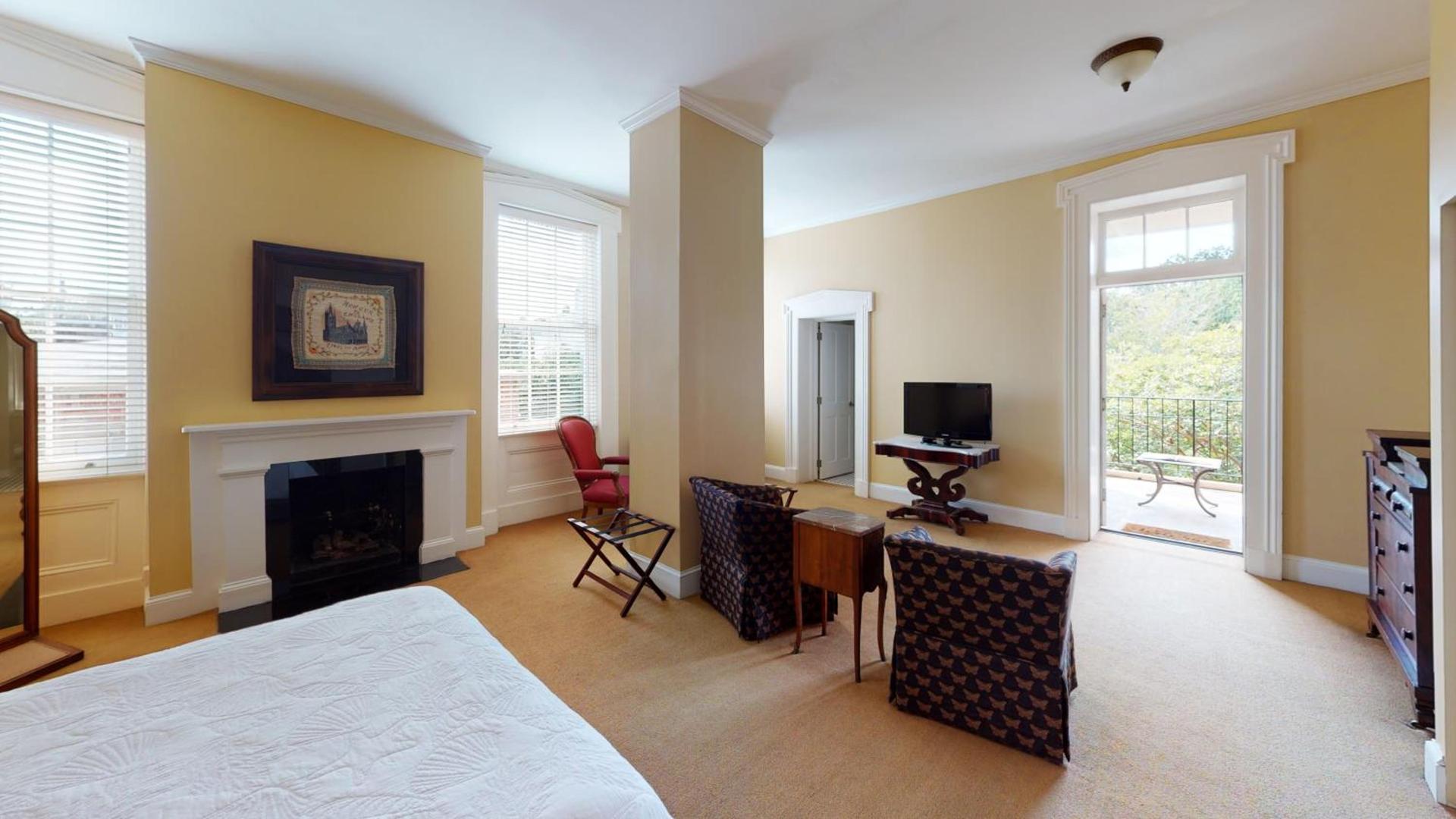 The Presidents' Quarters Inn photo 15
