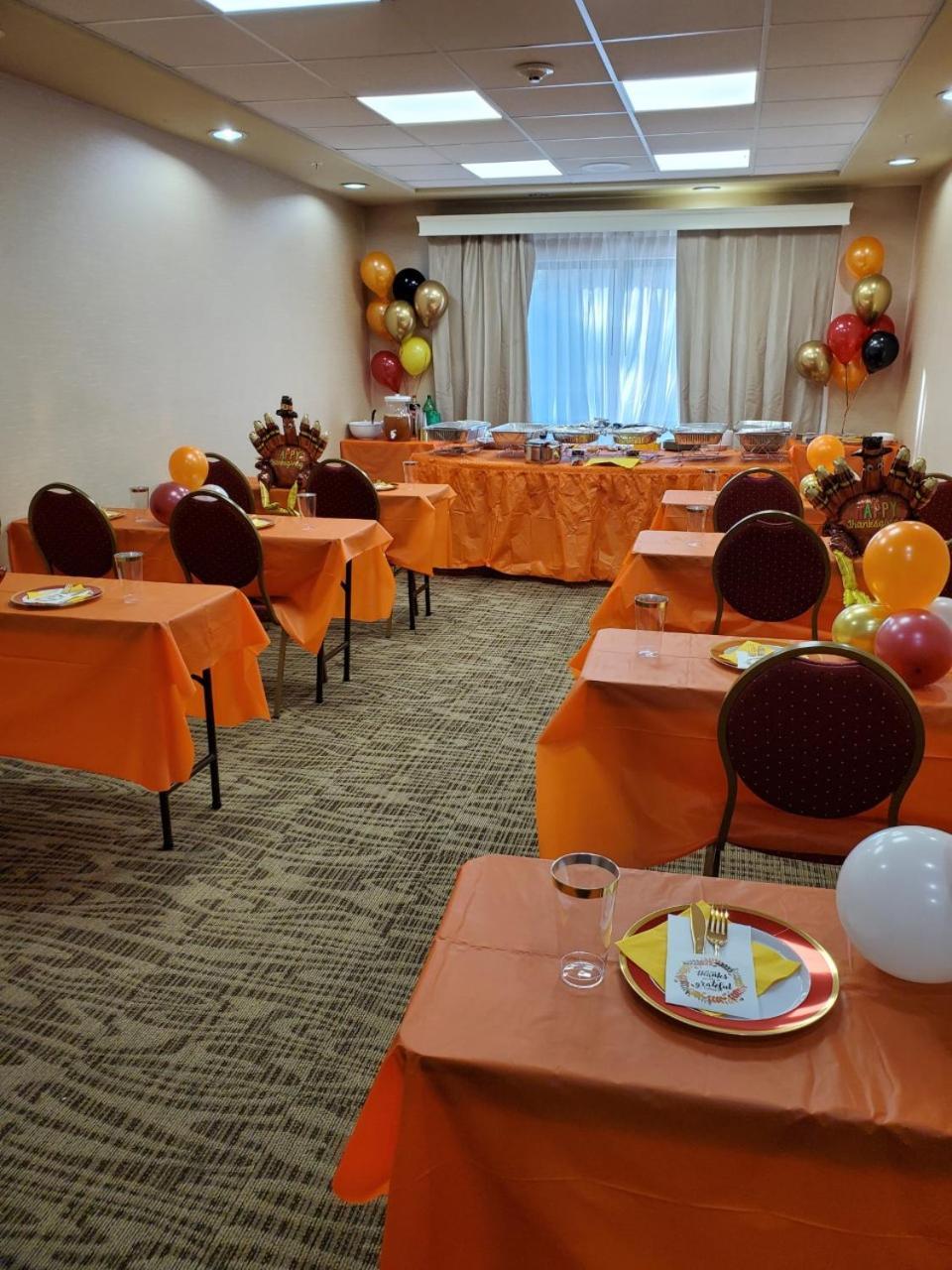 Comfort Suites Columbia Northeast - Fort Jackson photo 45
