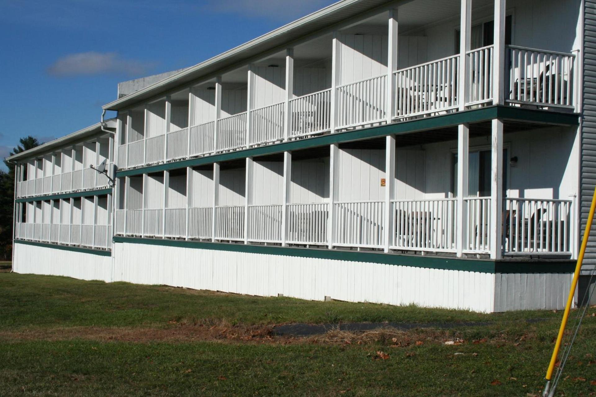 Windrifter Resort photo 7