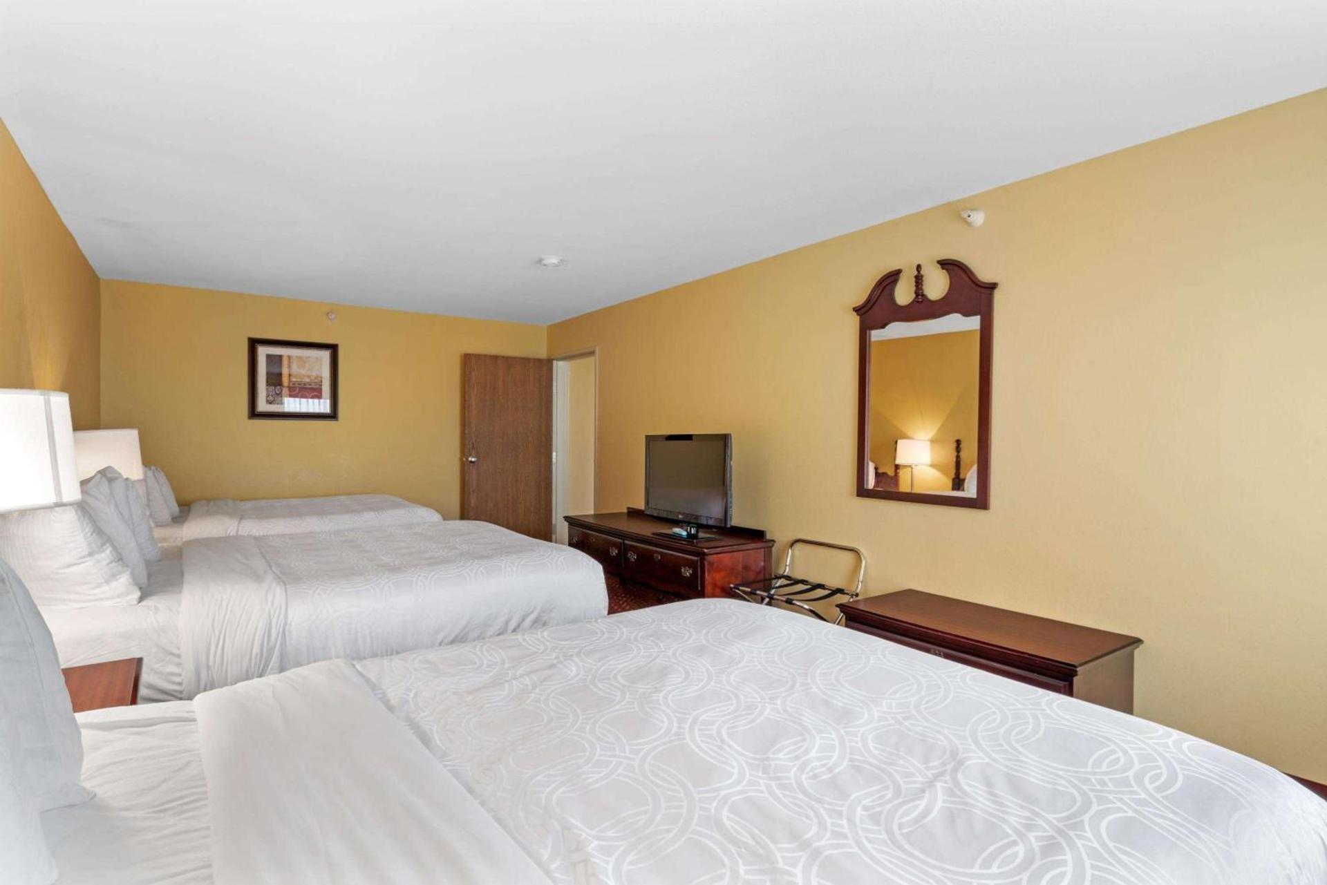 Best Western Clearlake Plaza photo 9