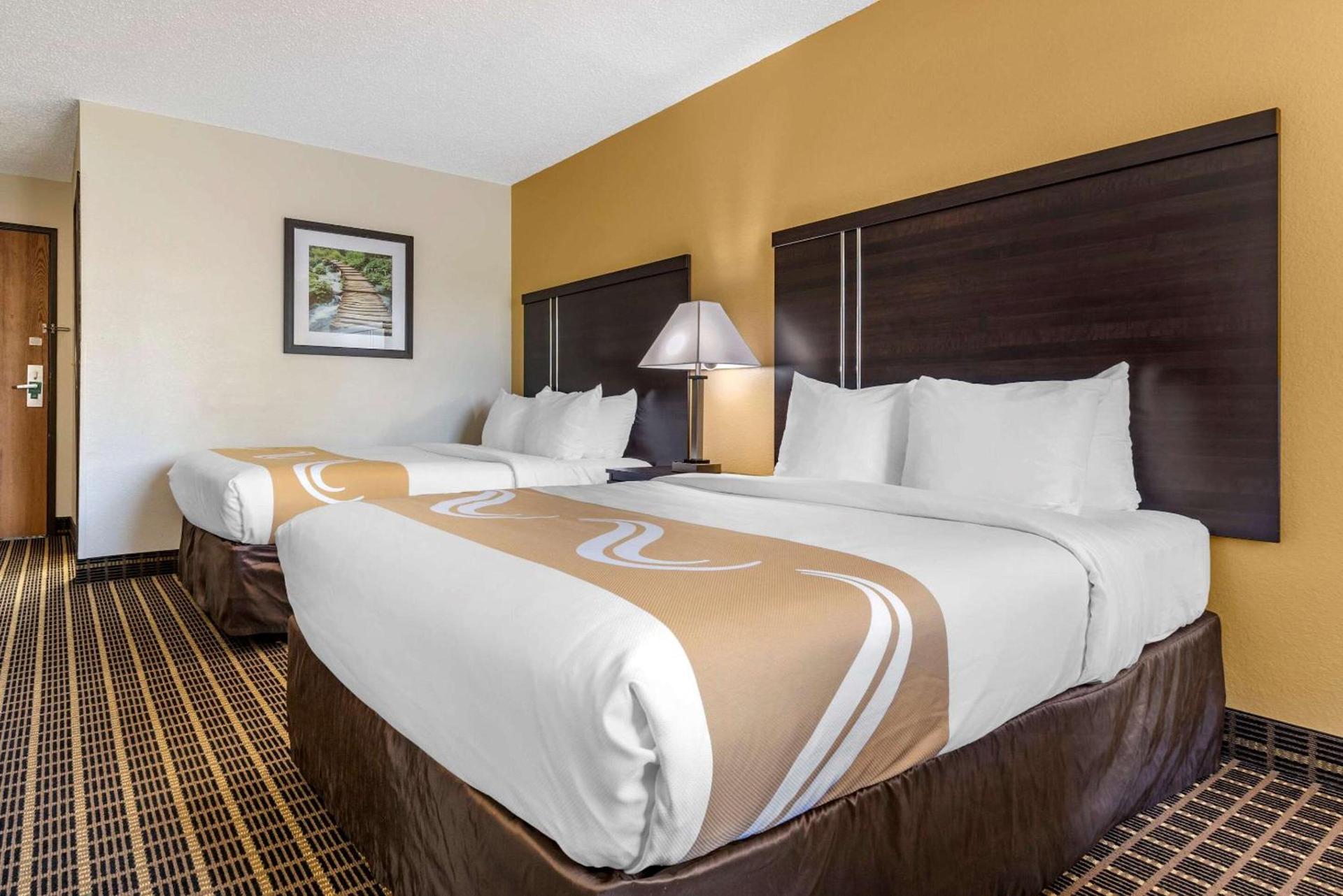 Quality Inn & Suites Warren photo 6