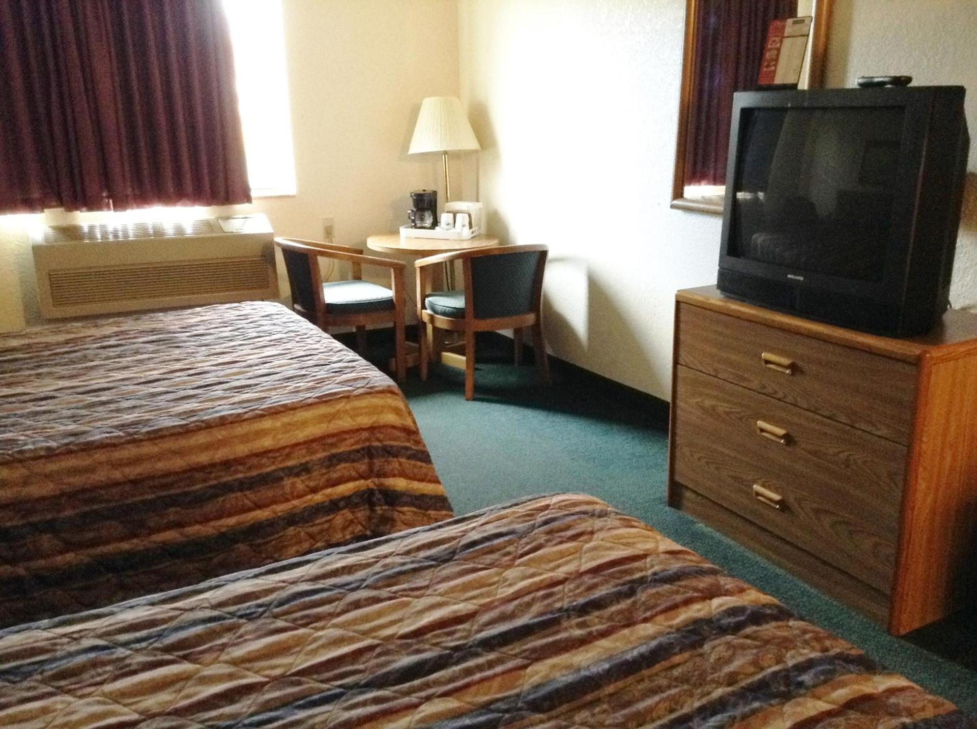 Travelodge by Wyndham Hudsonville photo 18