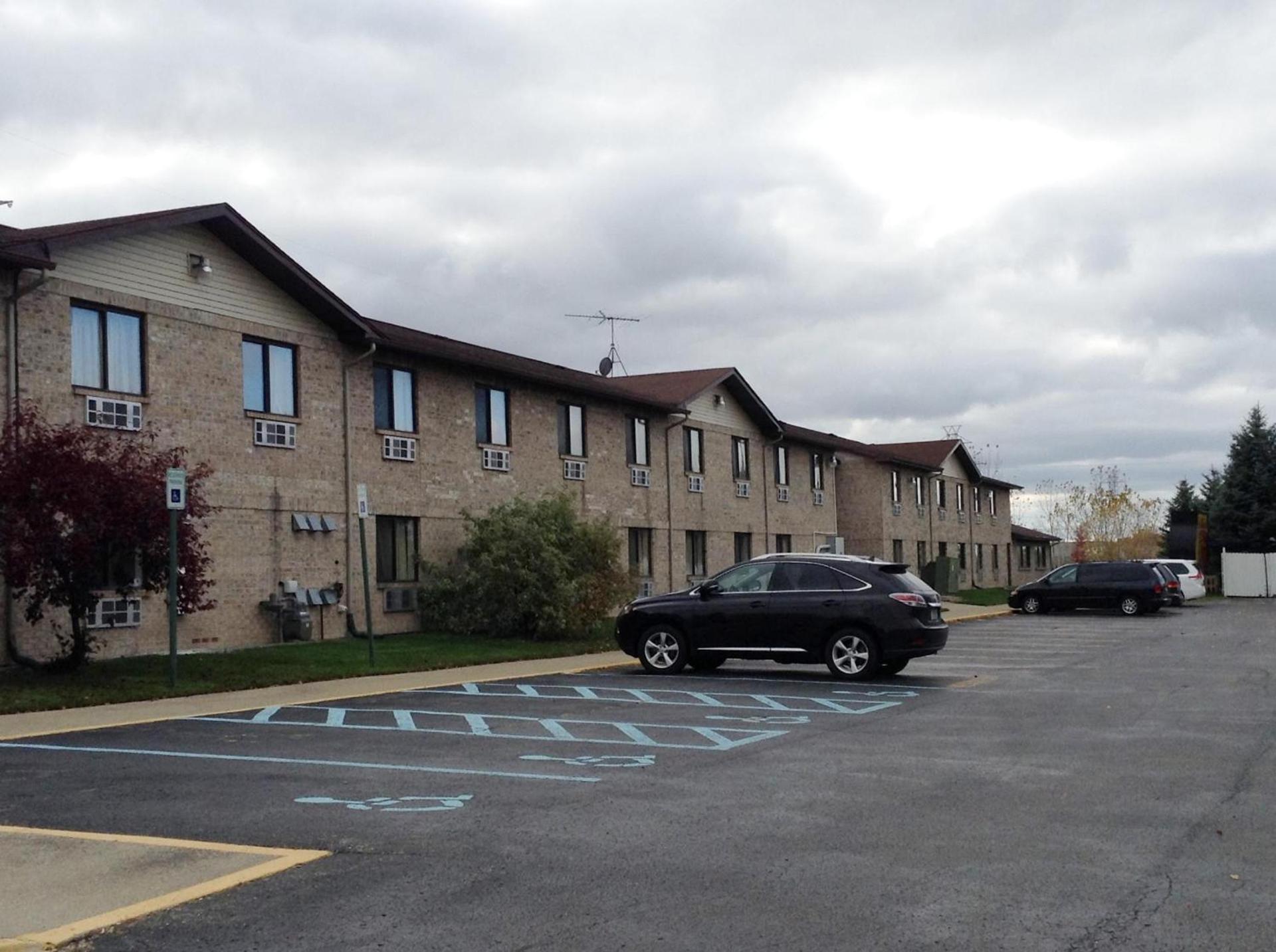 Travelodge by Wyndham Hudsonville photo 11