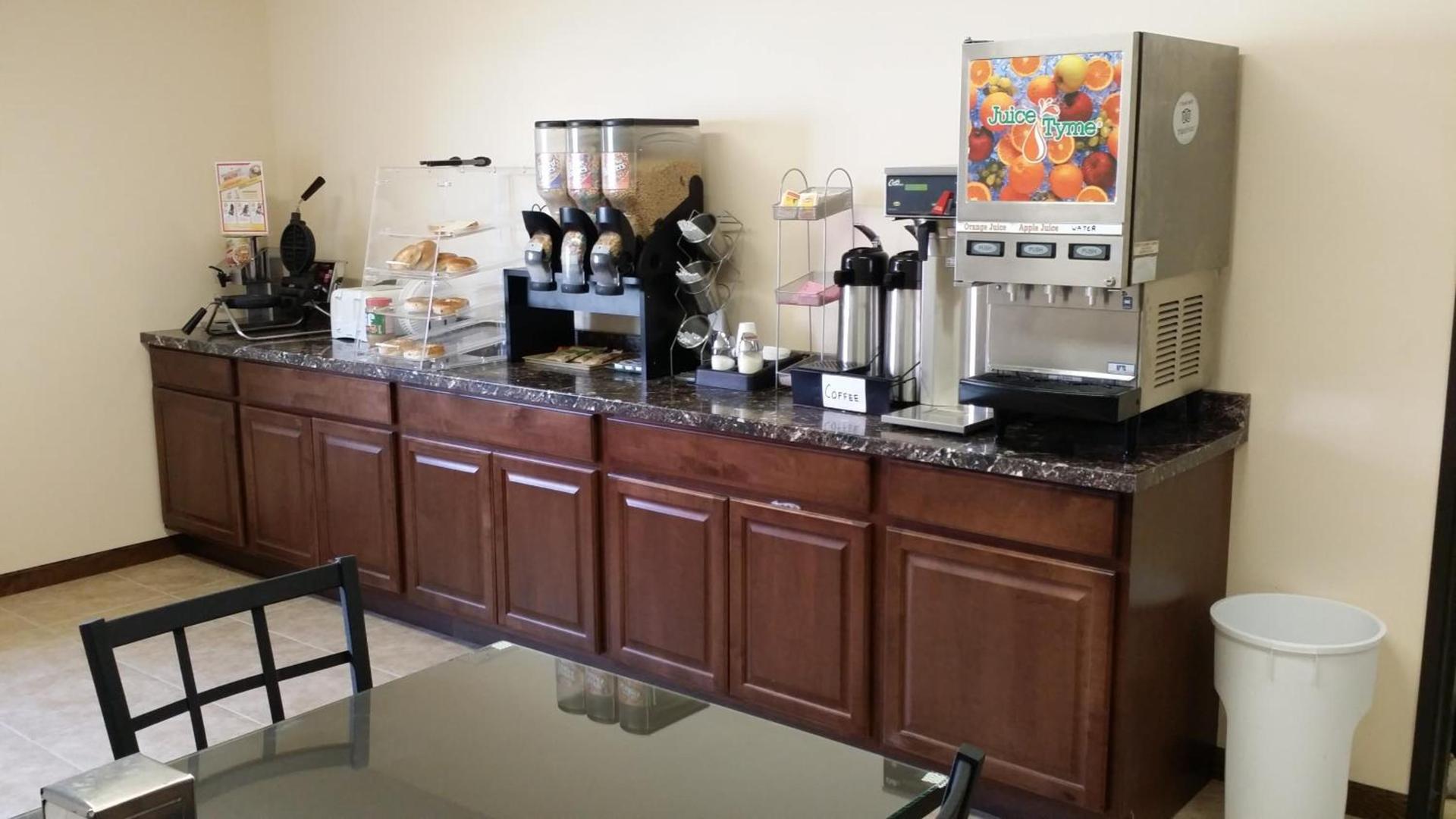 Horizon Inn photo 37