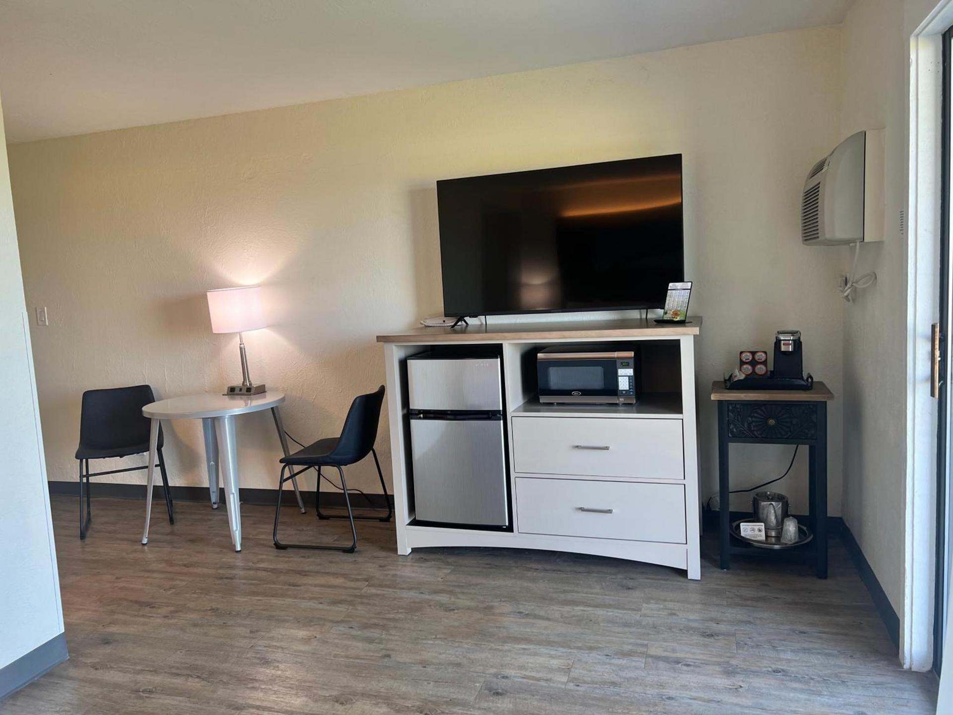 The Beach Haus - Traverse City photo 26