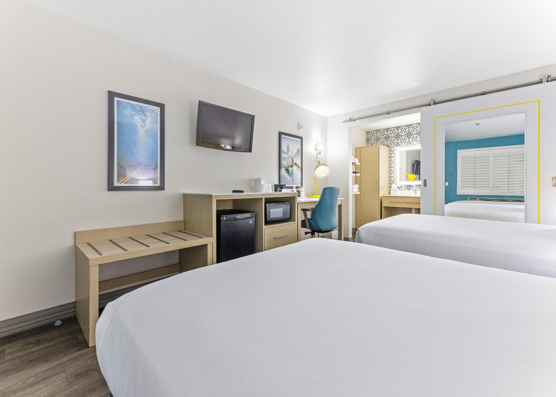 Hillstone Inn Tulare, an Ascend Collection Hotel photo 42