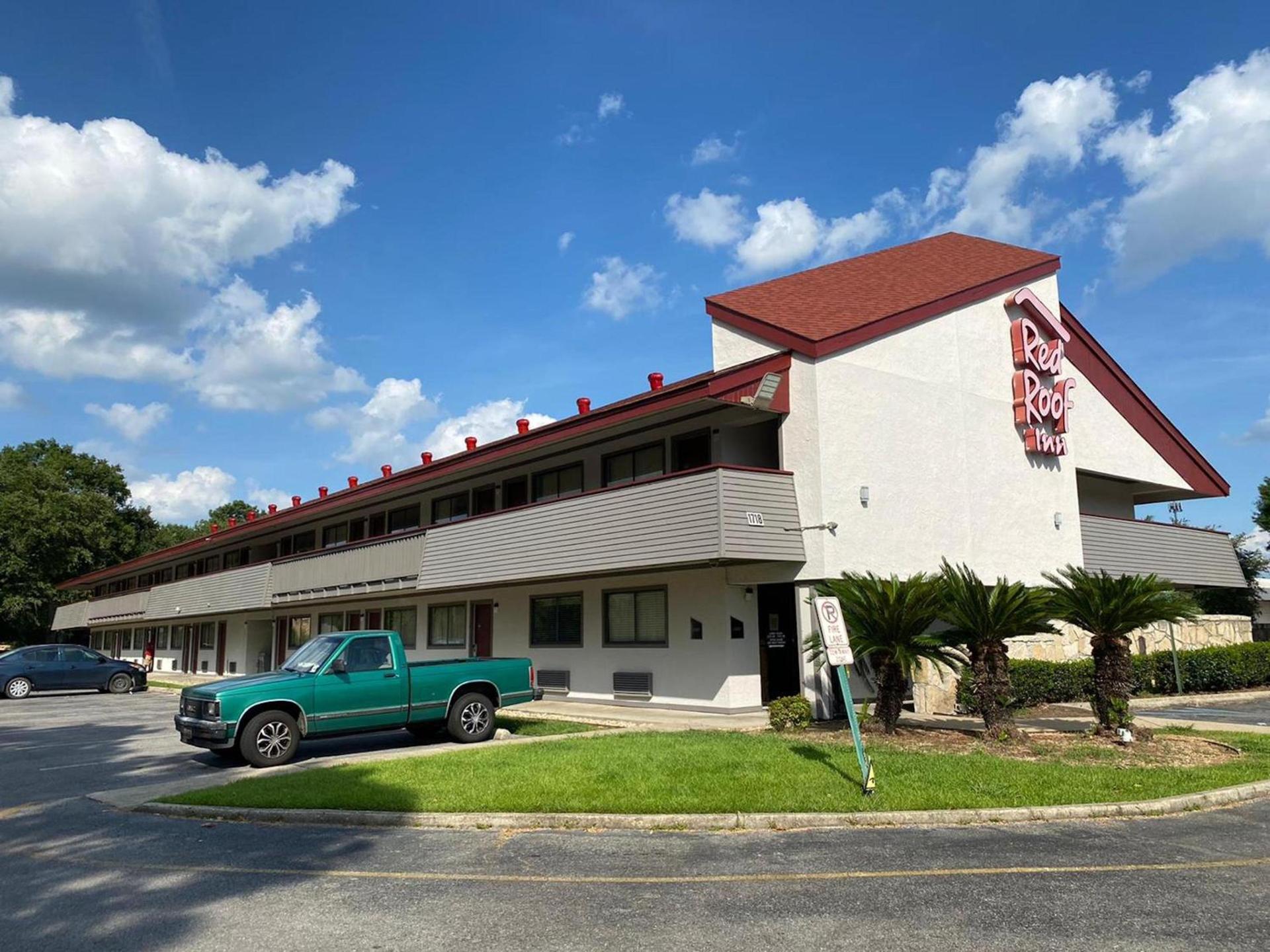 Red Roof Inn Lafayette, LA photo 2