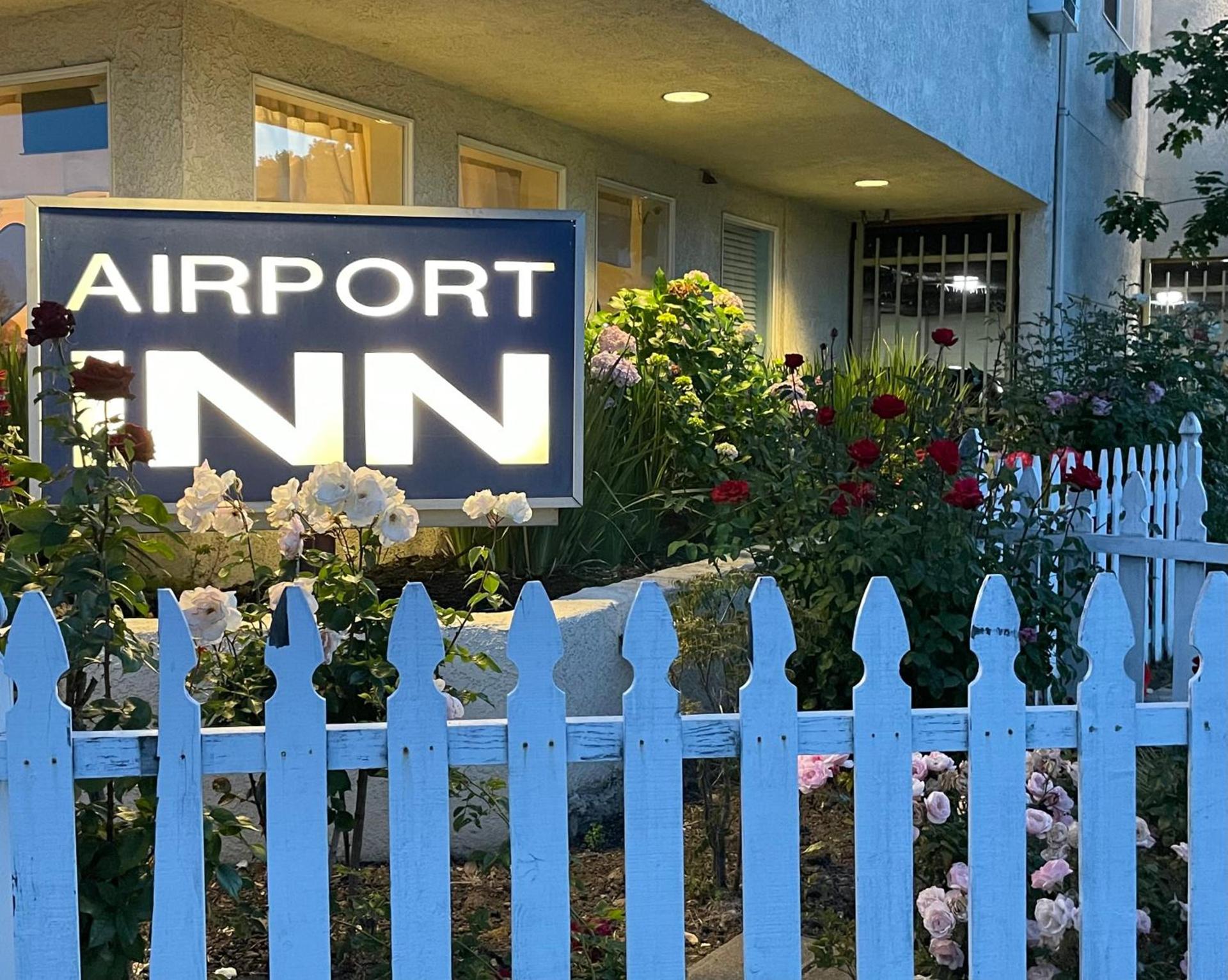 Airport Inn photo 72