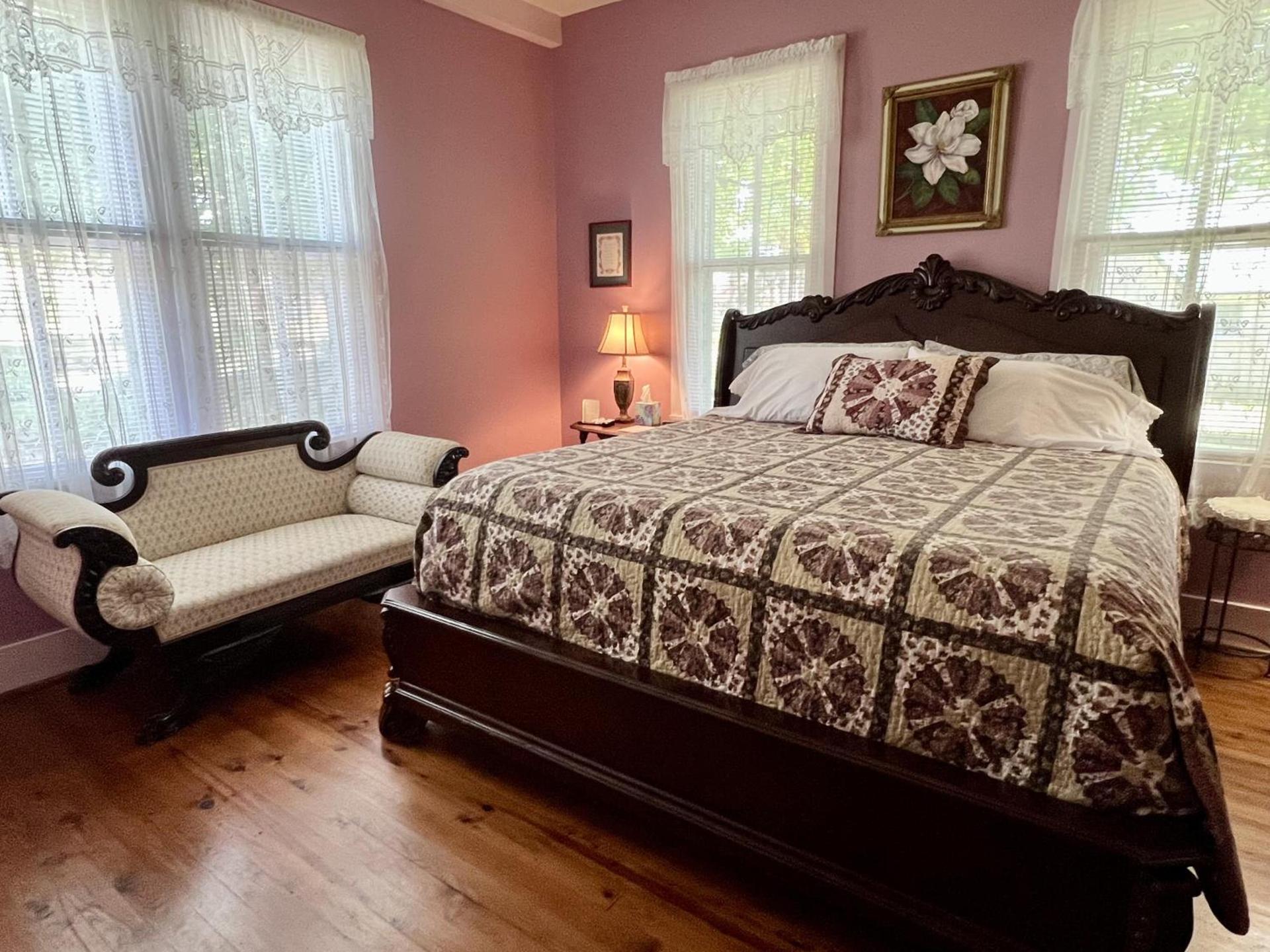 Ozark Country Inn photo 17