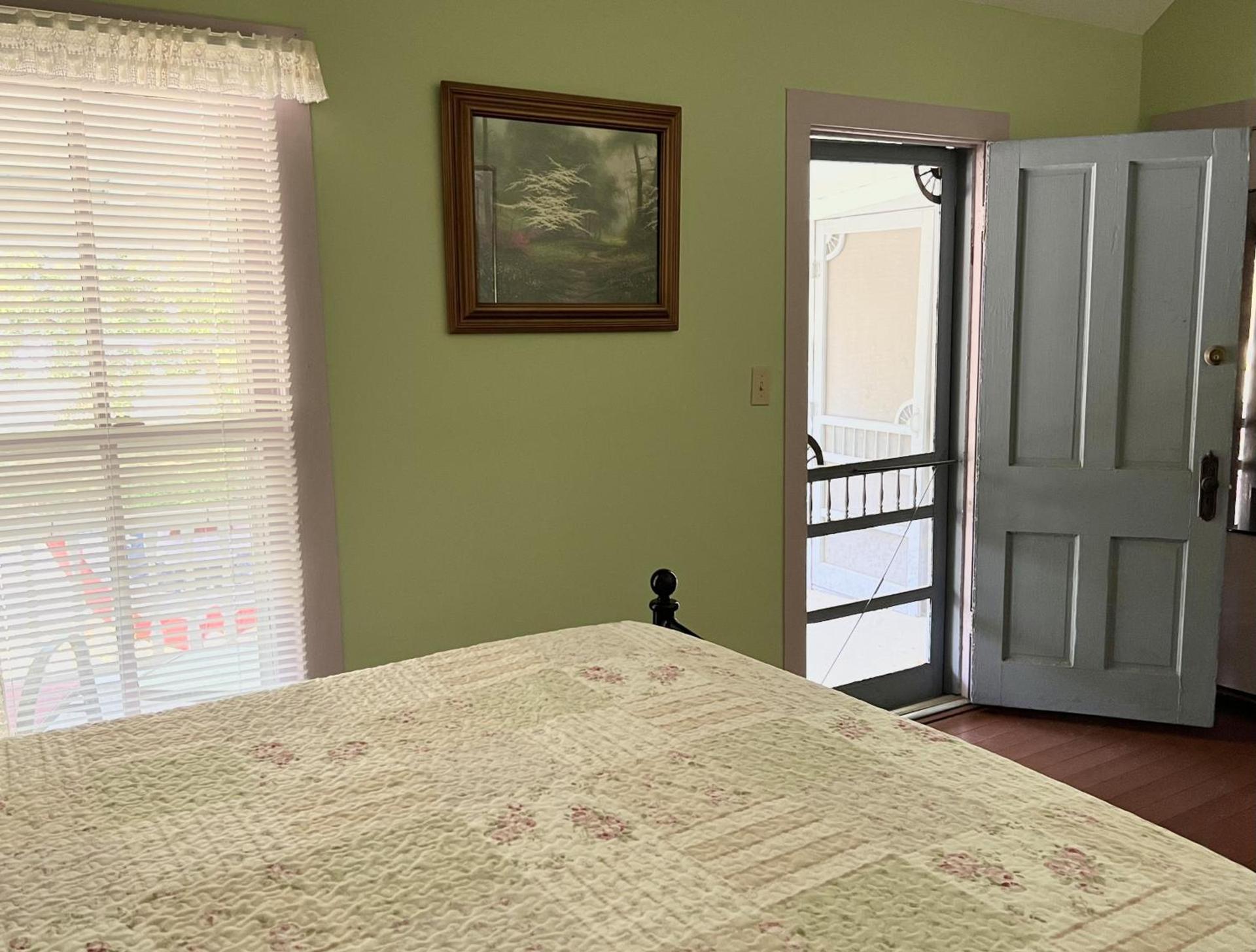 Ozark Country Inn photo 10