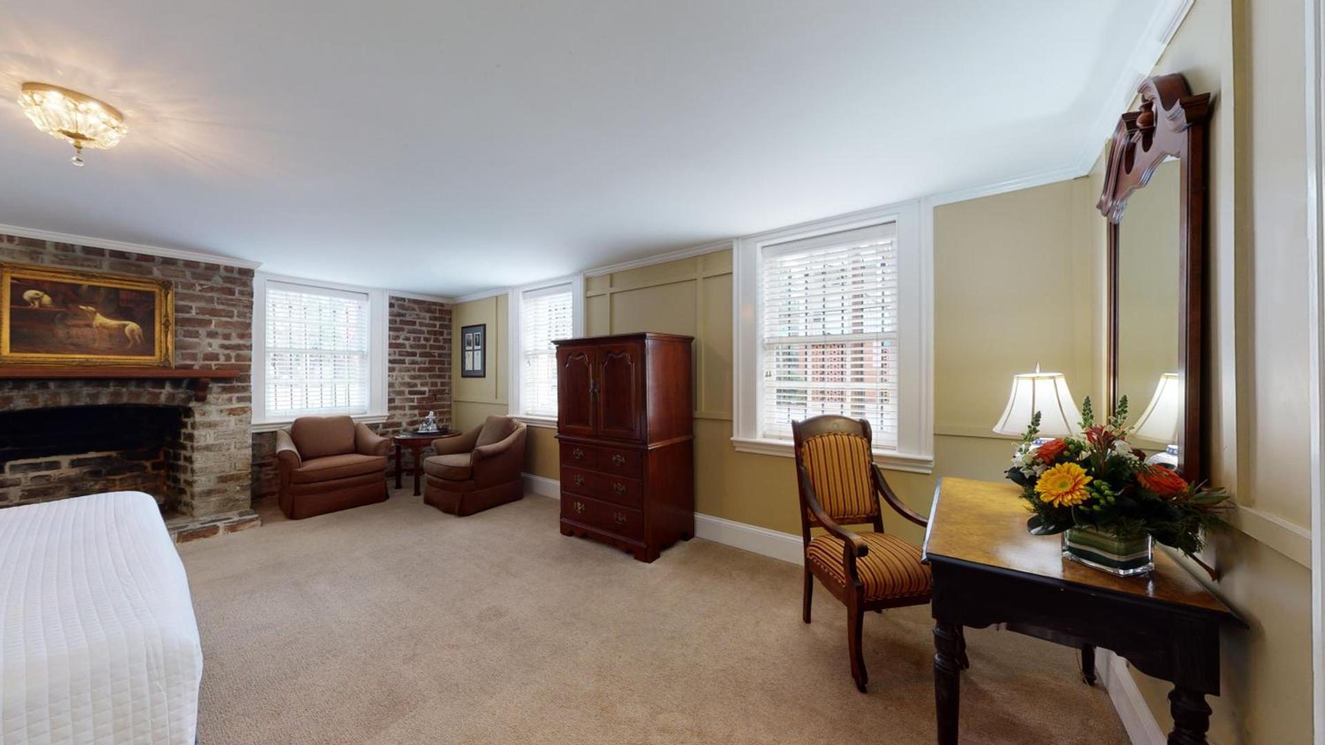 The Presidents' Quarters Inn photo 32
