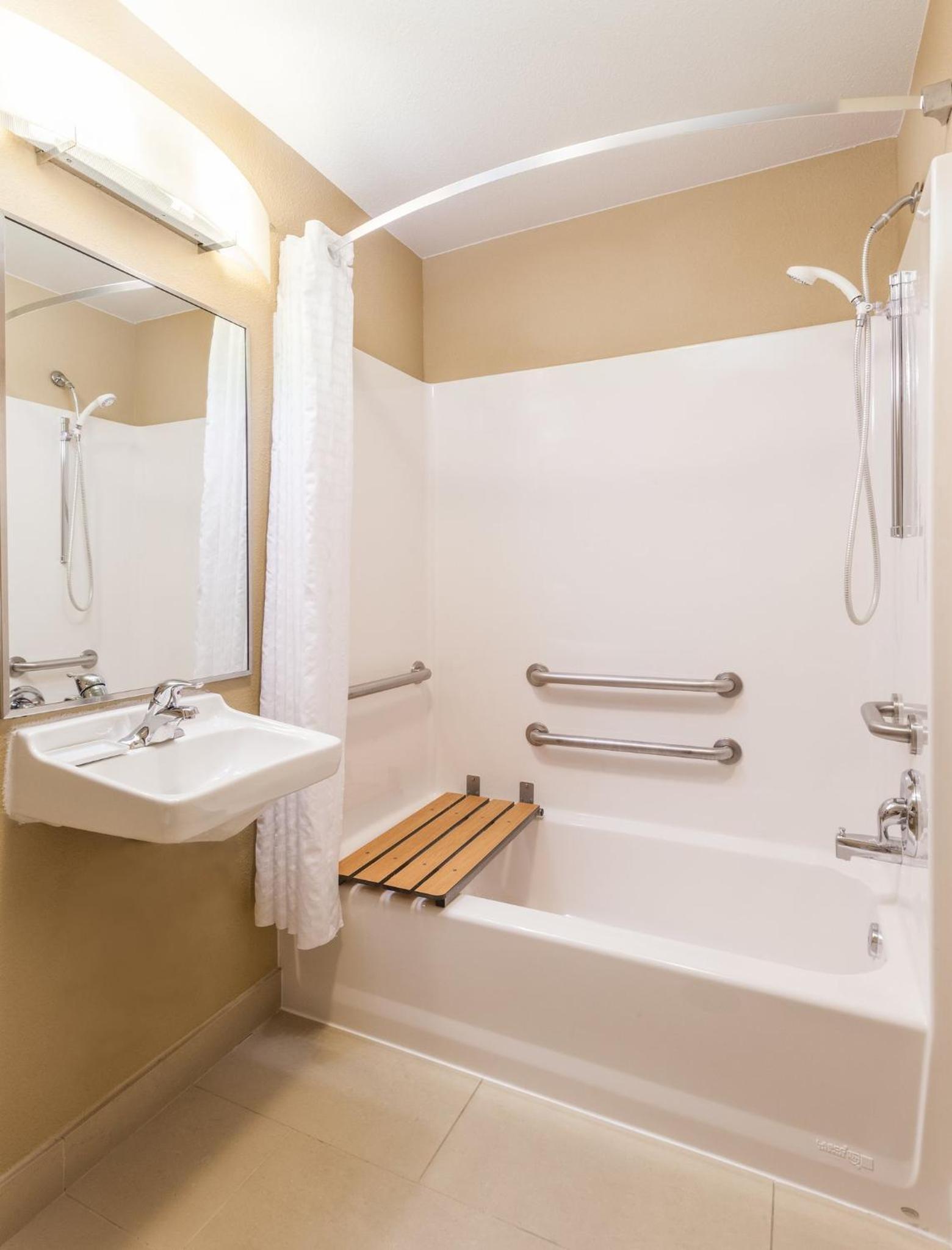 Candlewood Suites Houston I-10 East by IHG photo 38