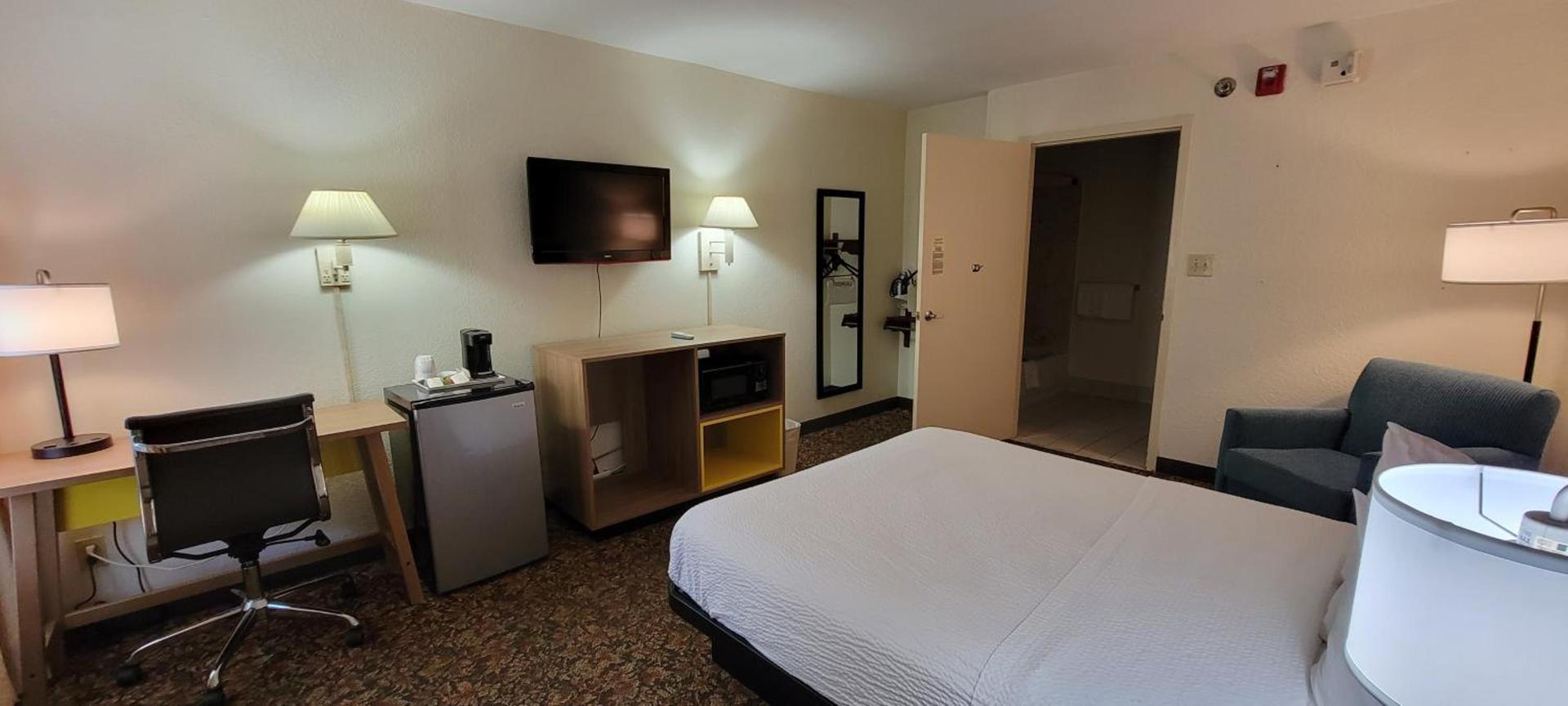 Hotel Carolina A Days Inn by Wyndham photo 12