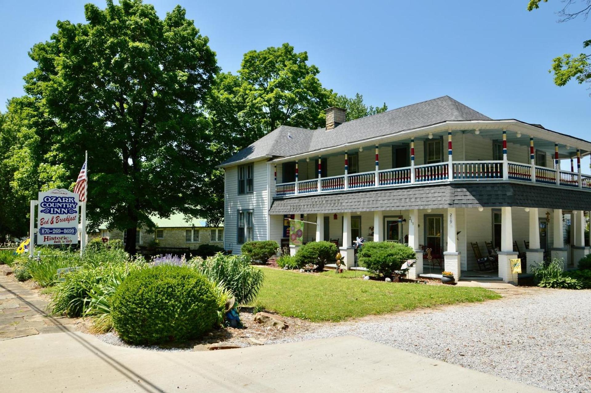 Ozark Country Inn — hotel in Mountain View