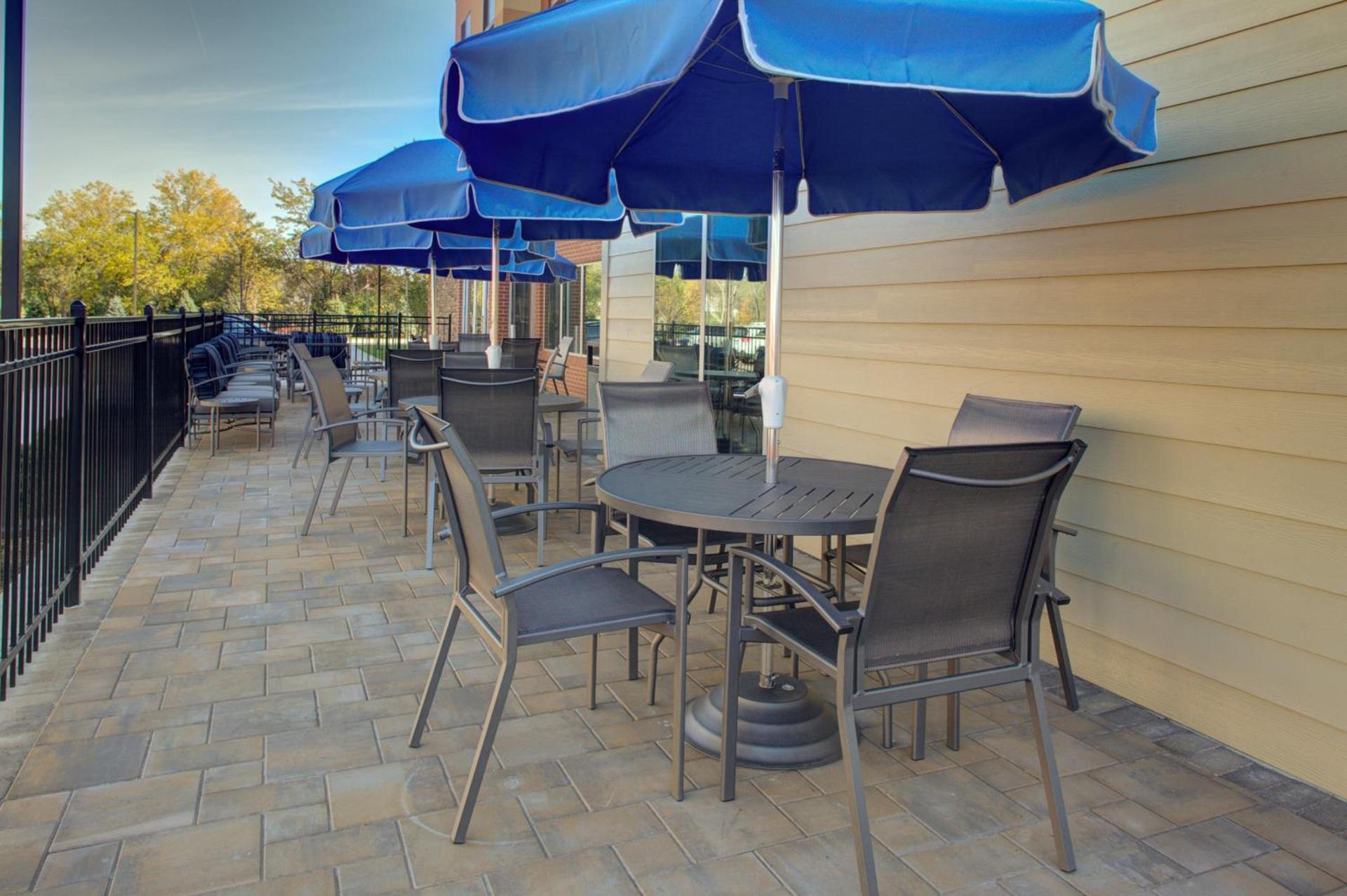 Fairfield Inn & Suites by Marriott Detroit Canton photo 8