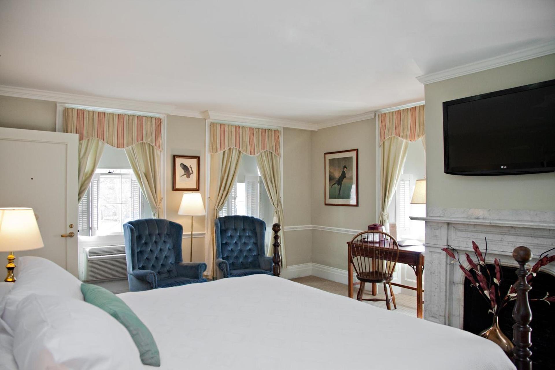 Concord's Colonial Inn photo 20