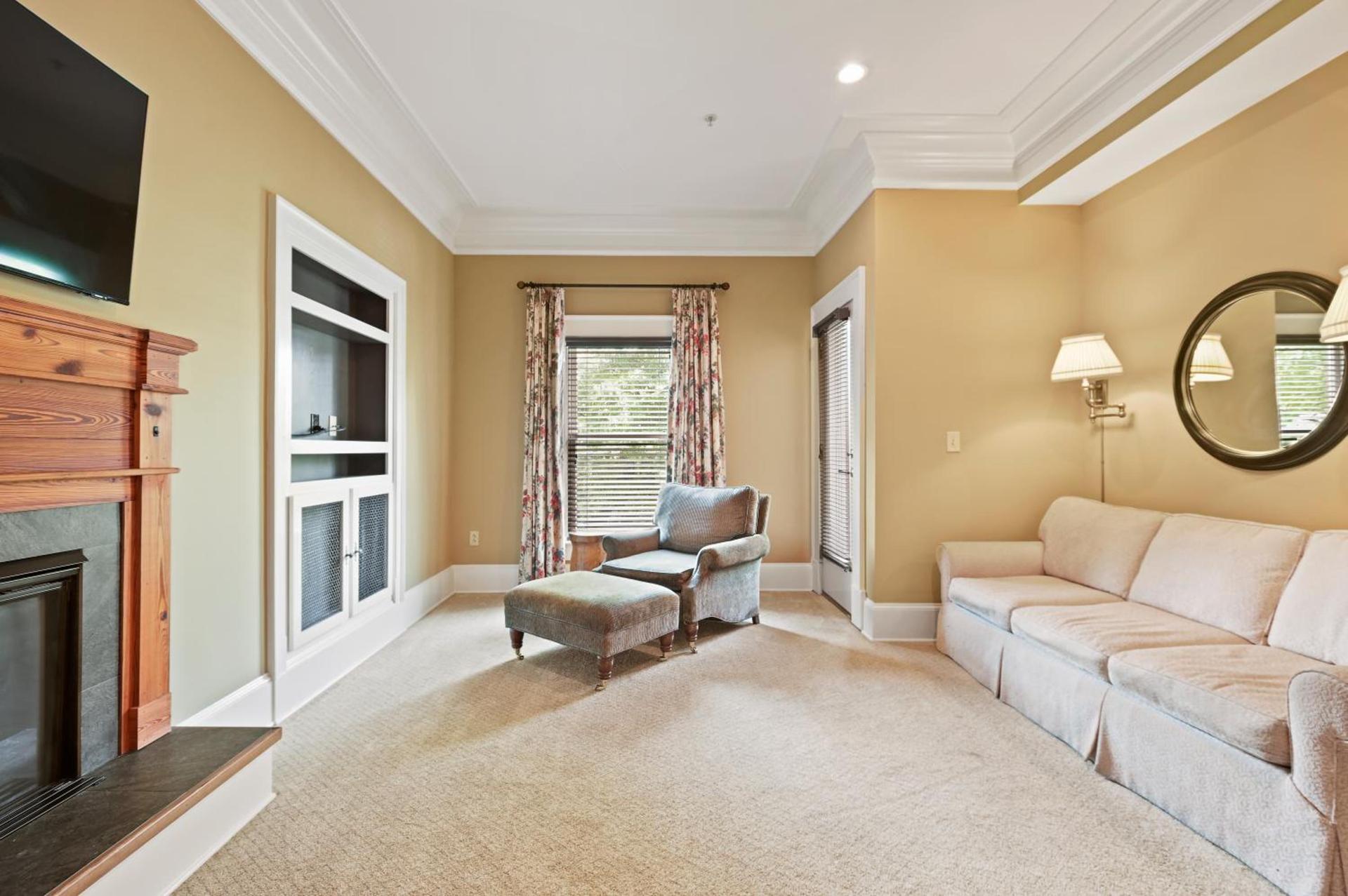 The James Madison Inn photo 60