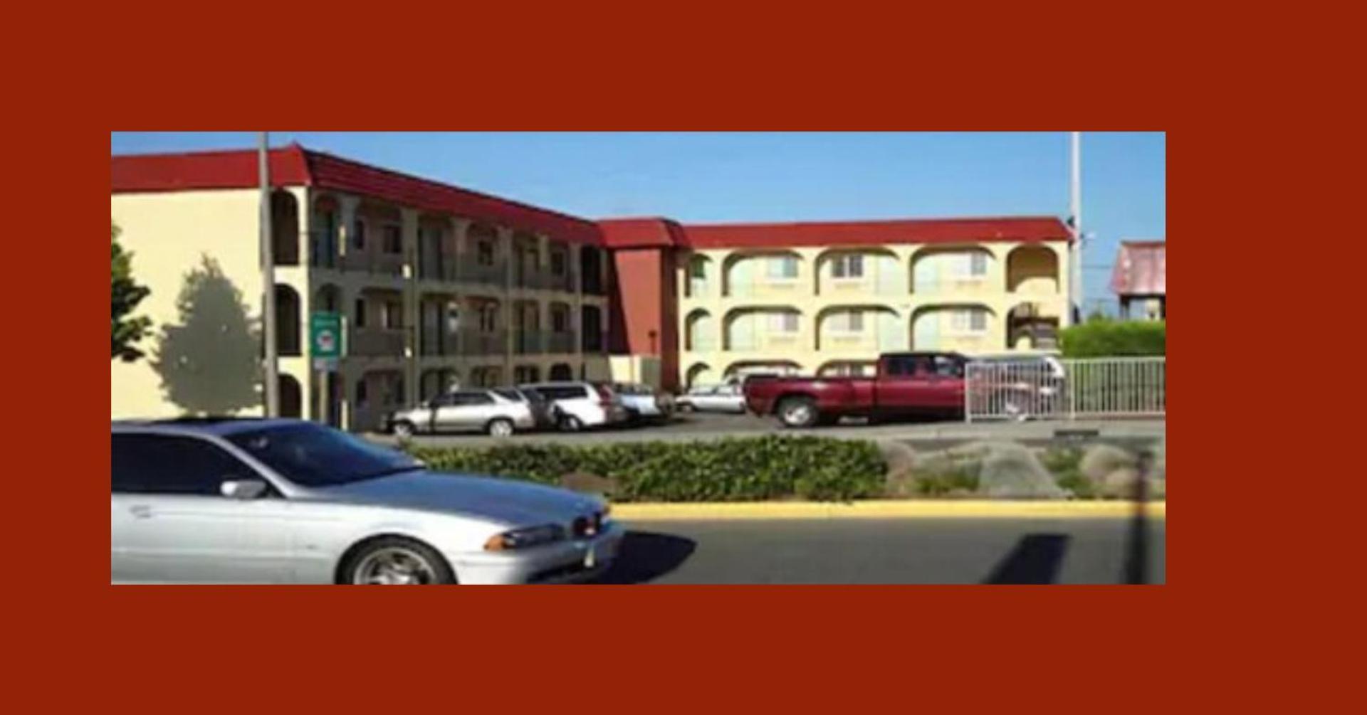 Skyway Inn - Seatac photo 1