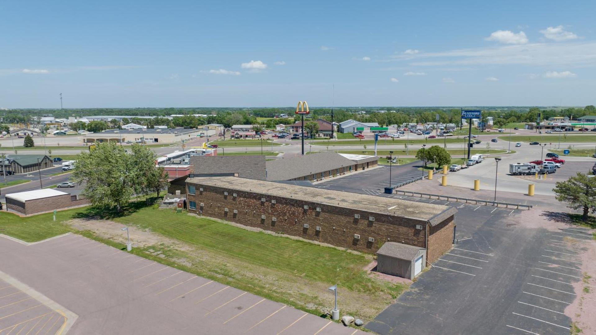 Thunderbird Lodge — hotel in Mitchell