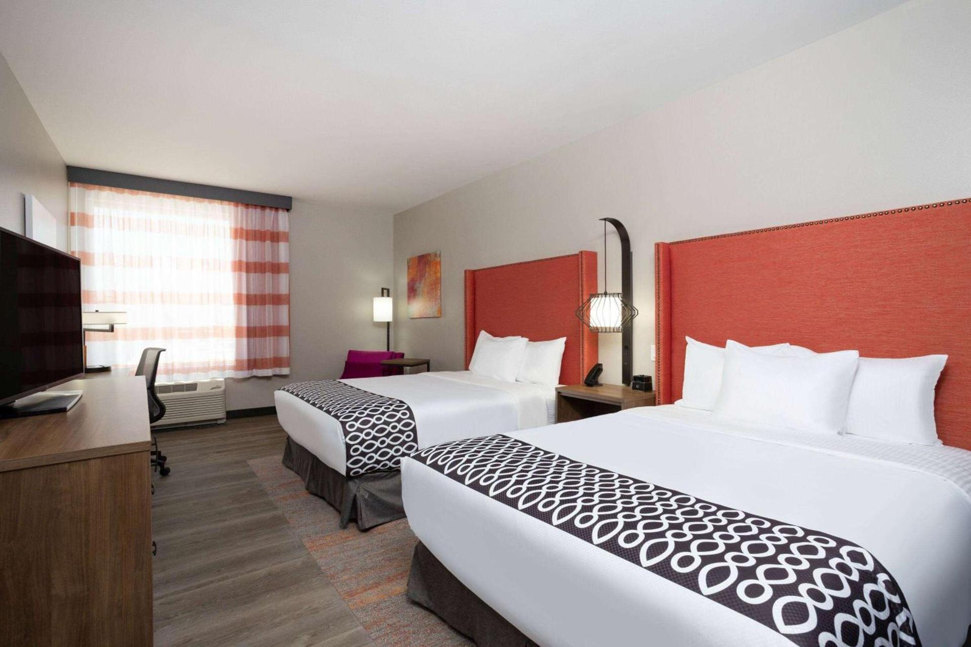 La Quinta Inn & Suites by Wyndham Pflugerville photo 25