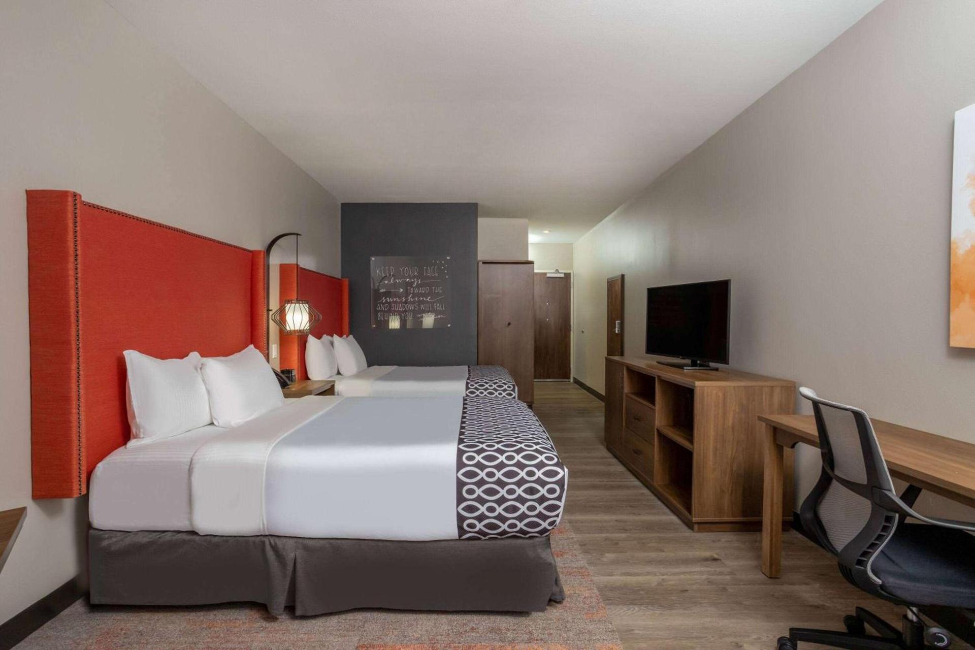 La Quinta Inn & Suites by Wyndham Pflugerville photo 26
