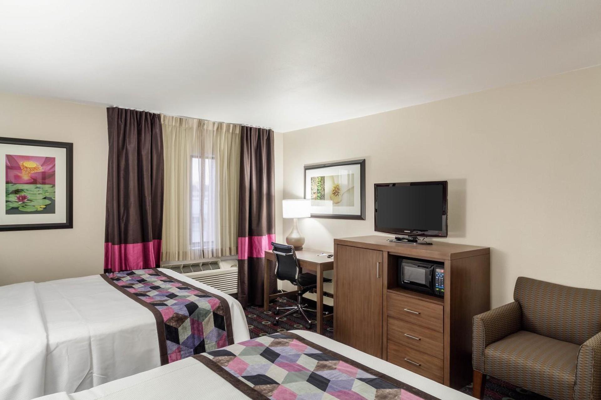 Comfort Inn Tulsa Midtown photo 89
