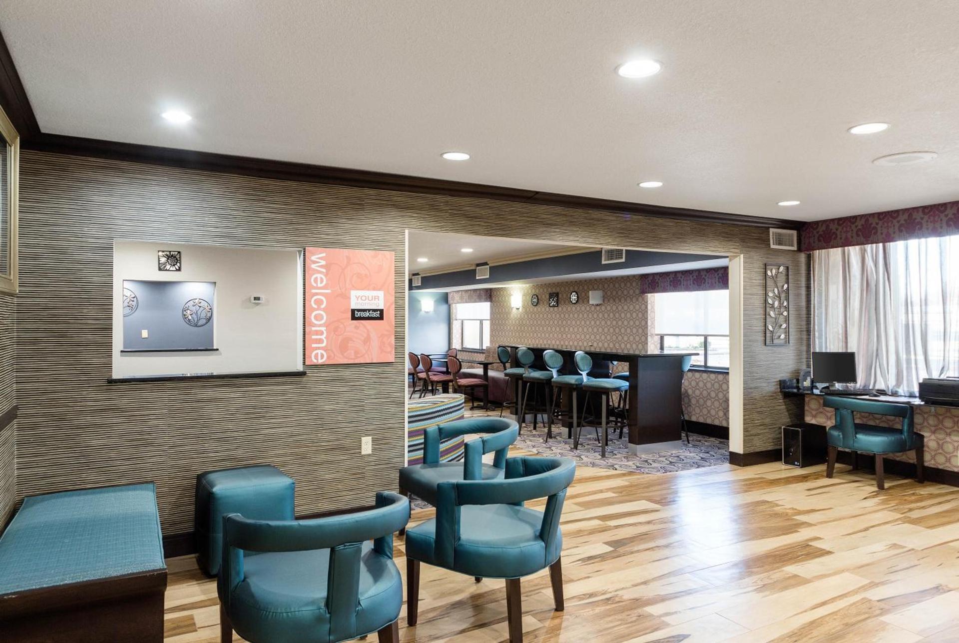 Comfort Inn Tulsa Midtown photo 90
