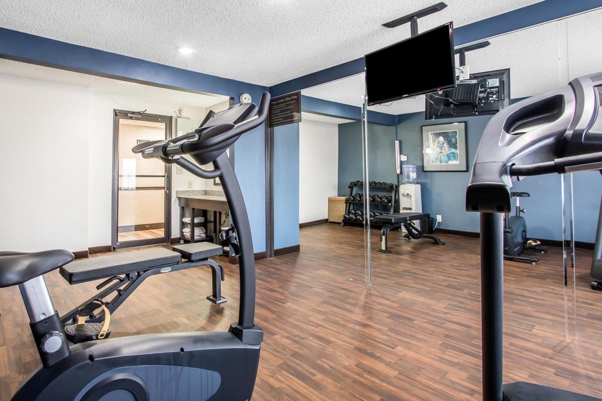 Comfort Inn Tulsa Midtown photo 98