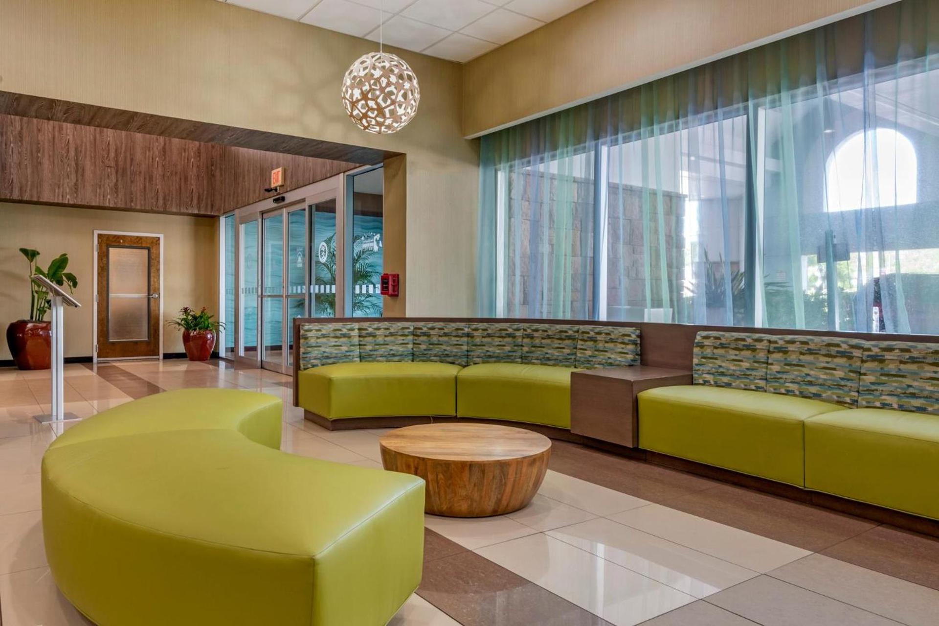 Holiday Inn Resort Orlando - Lake Buena Vista by IHG photo 29