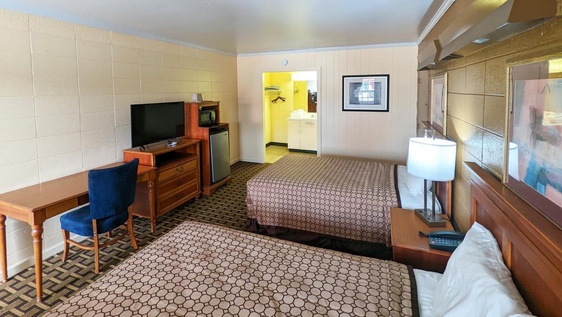 Star Hotel Cleveland photo 3