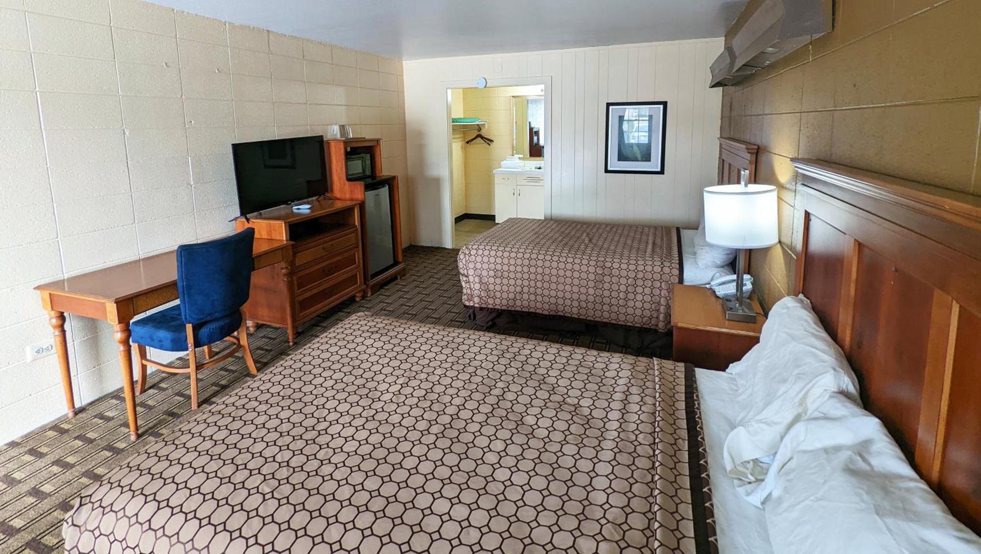 Star Hotel Cleveland photo 17