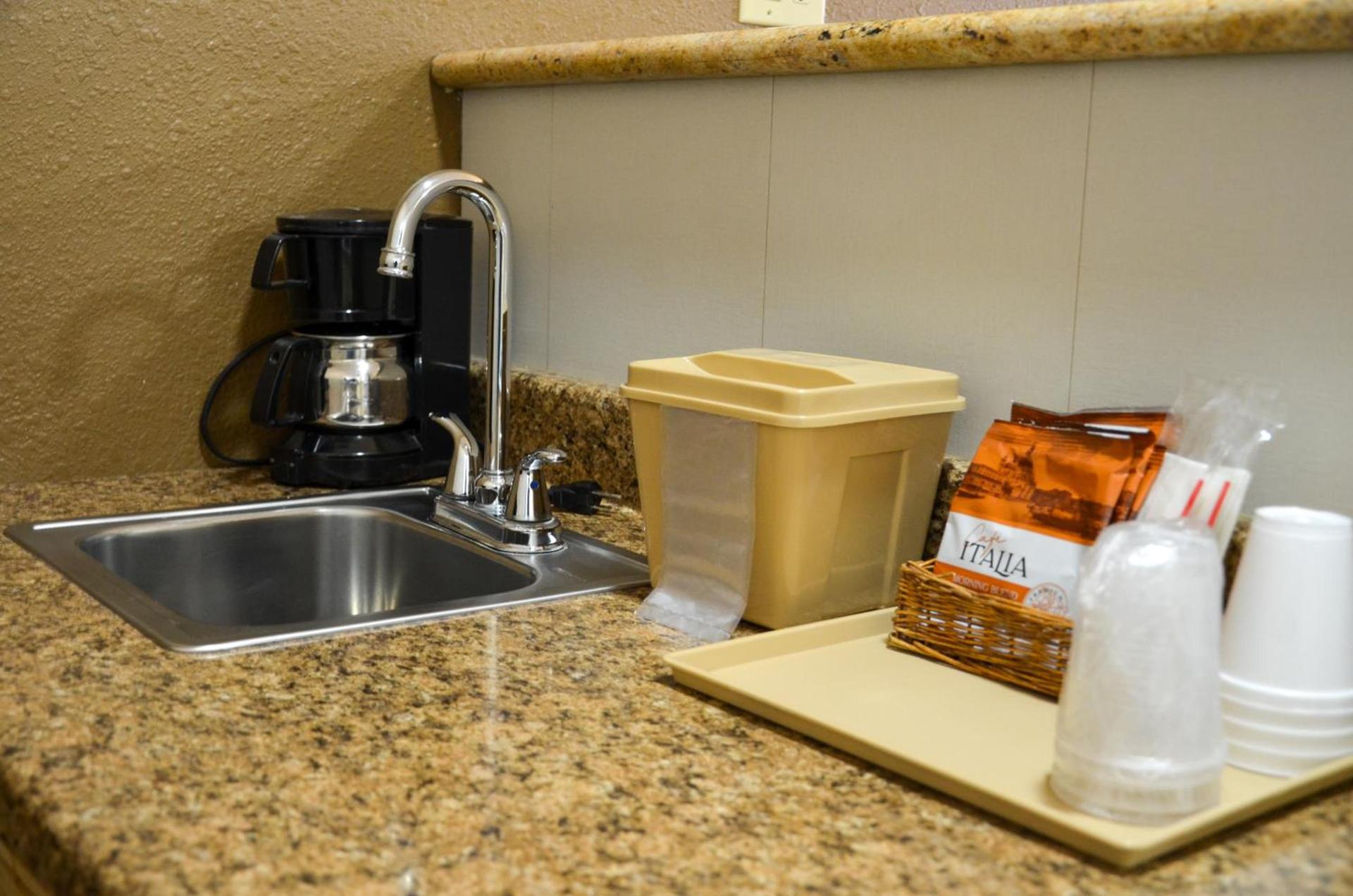 Route 66 Inn photo 64