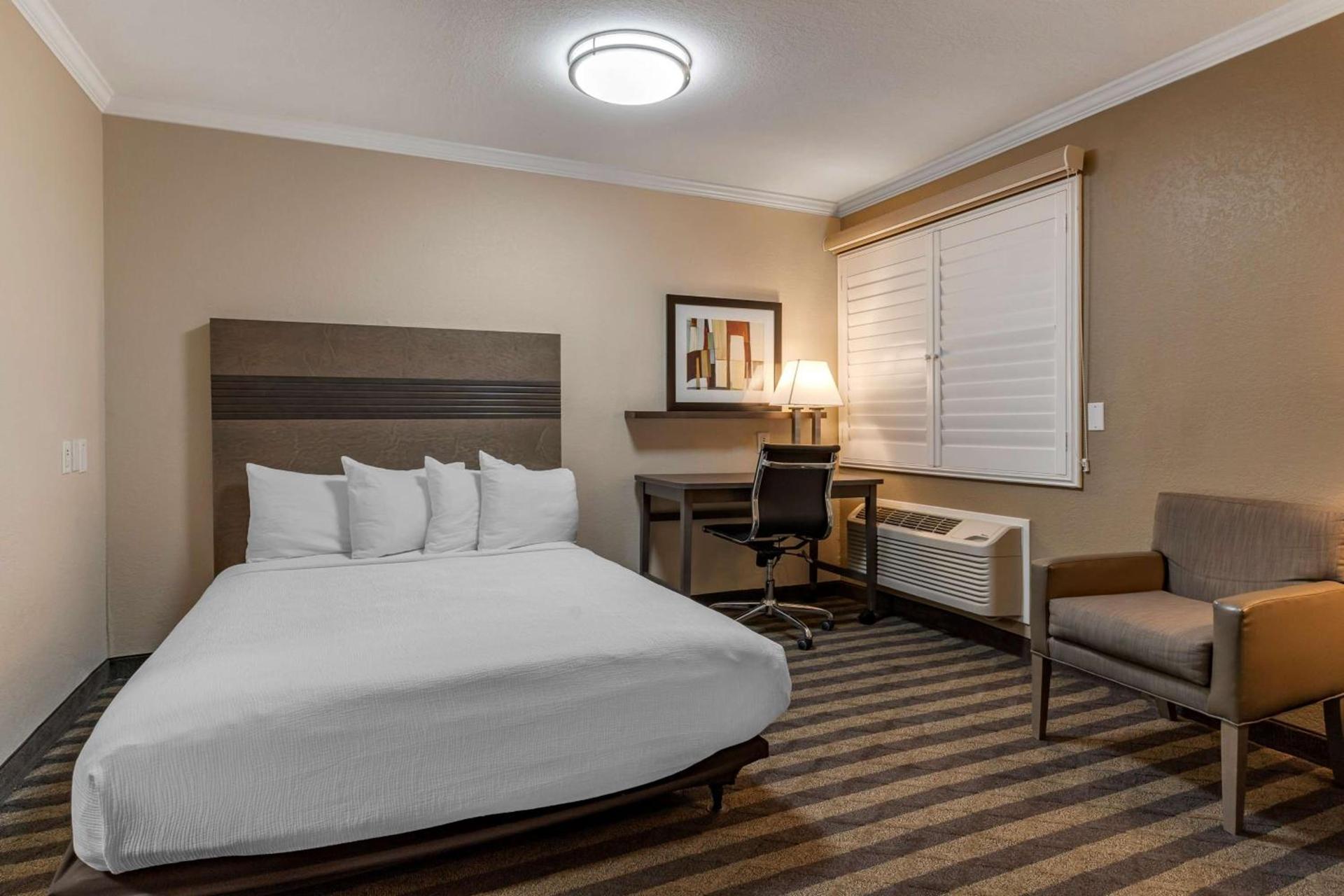 Best Western Silicon Valley Inn photo 7