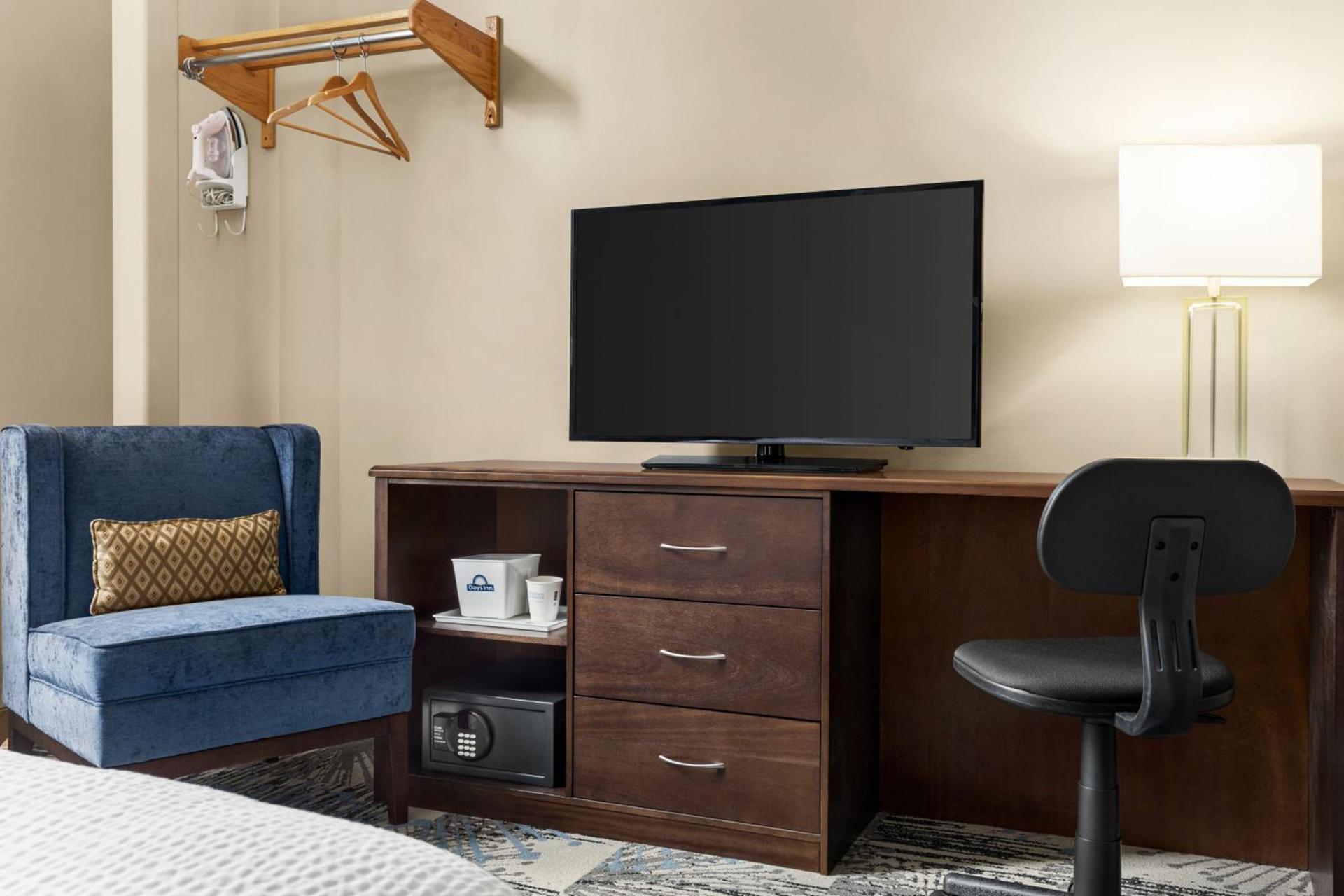 Days Inn by Wyndham Philadelphia Convention Center photo 19