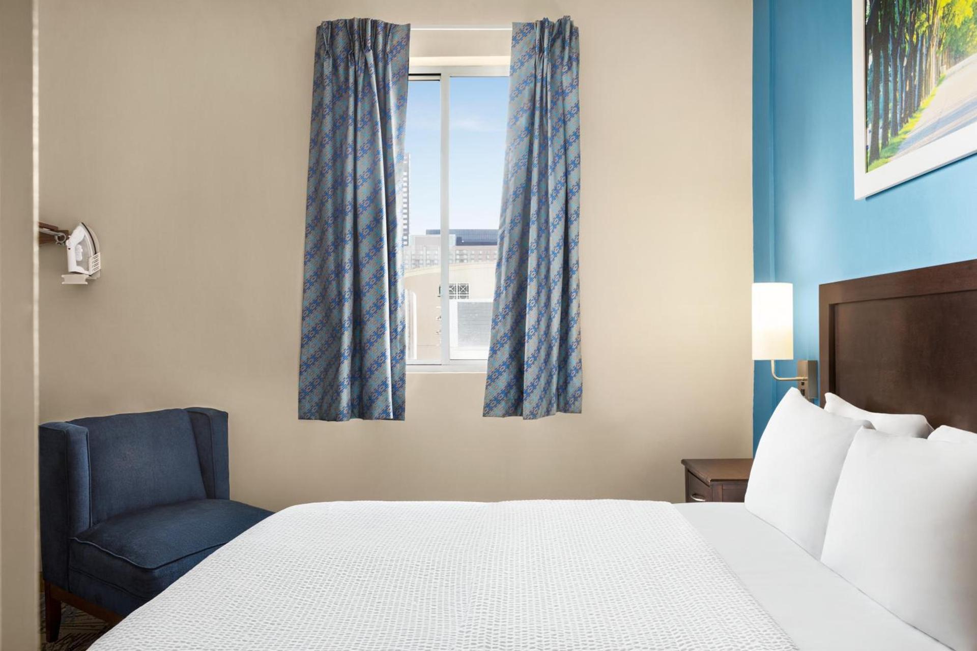 Days Inn by Wyndham Philadelphia Convention Center photo 15