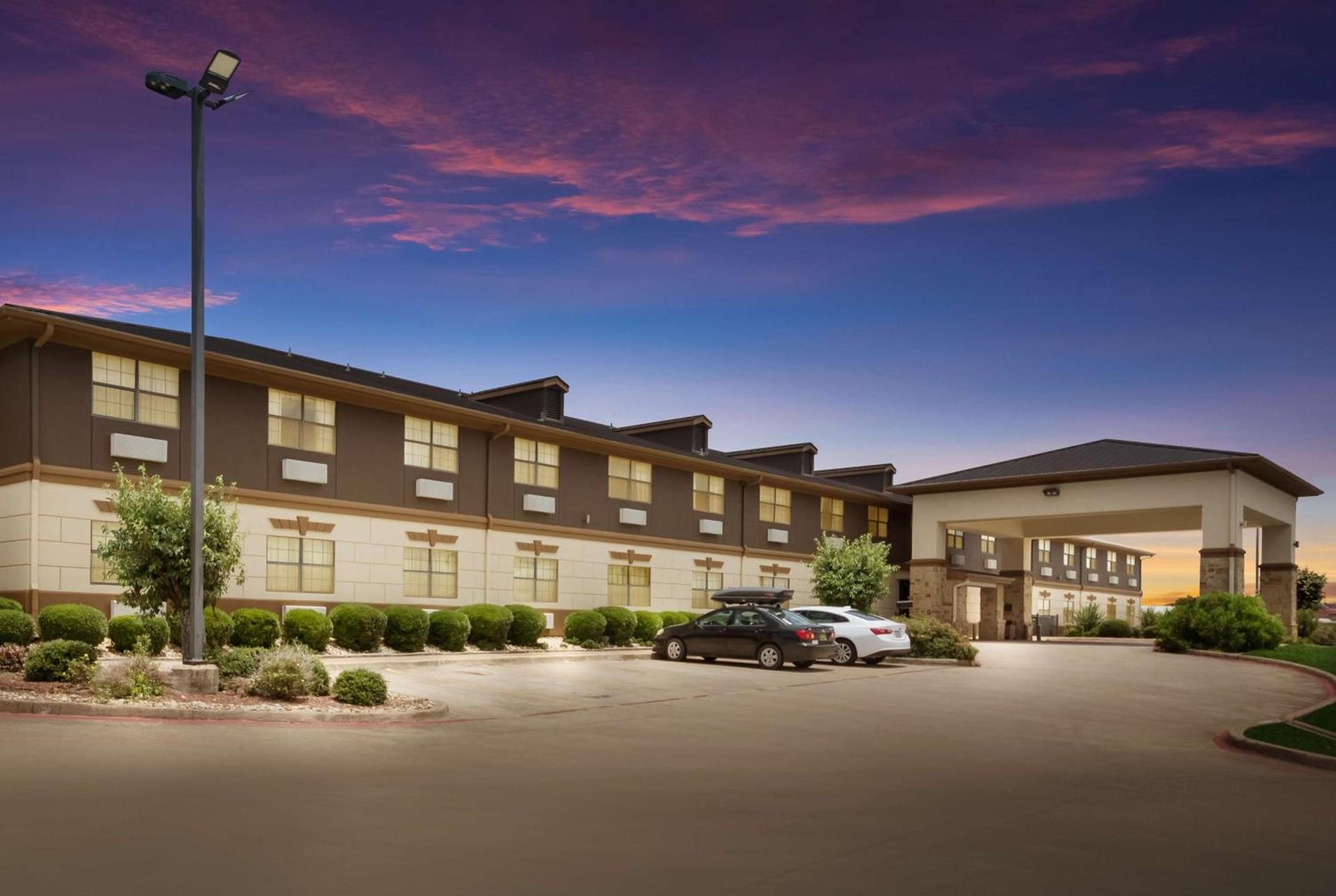 Best Western Temple Inn & Suites photo 8